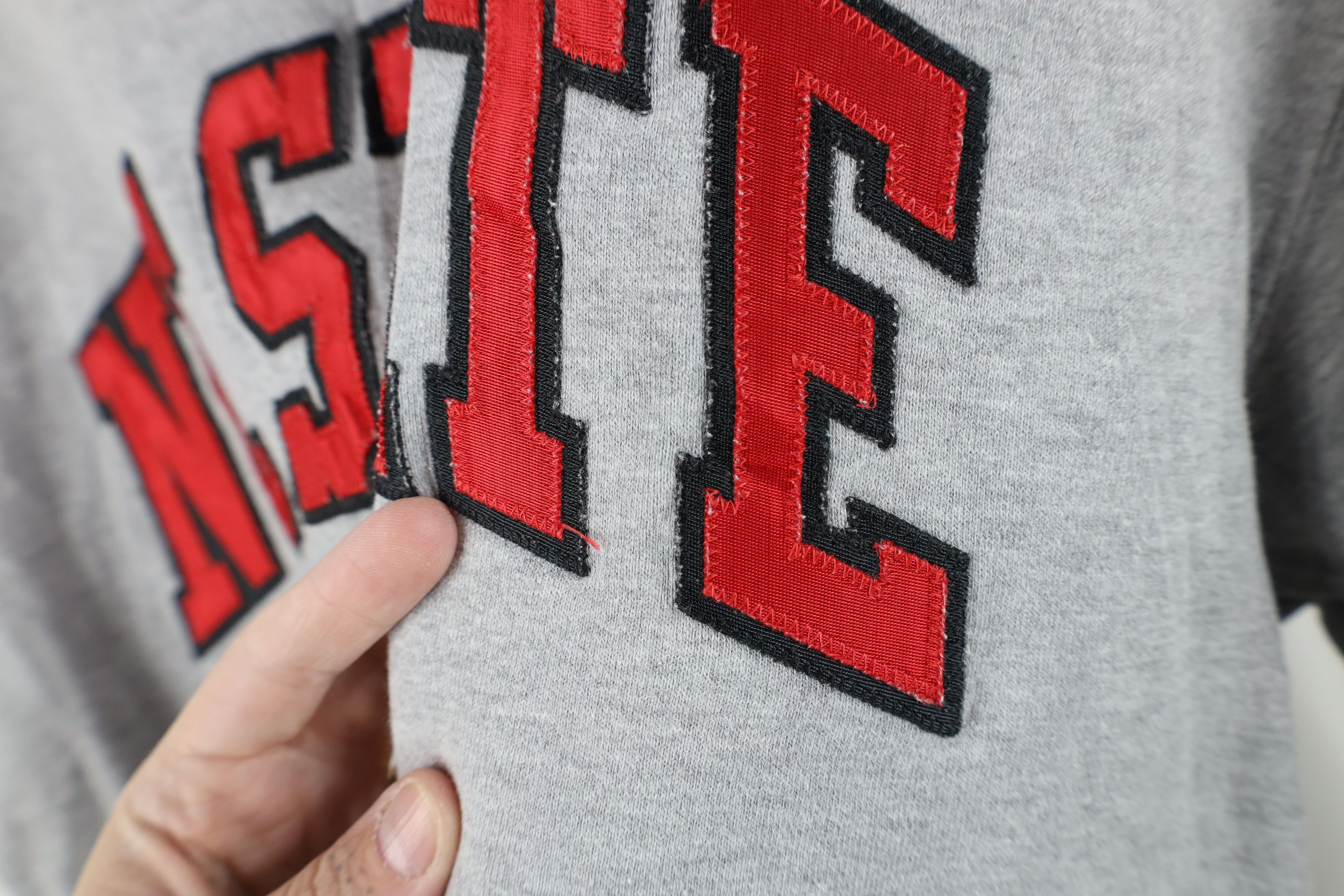 Majestic Vintage 90s Majestic North Carolina State University Hoodie Size US M / EU 48-50 / 2 - 8 Thumbnail