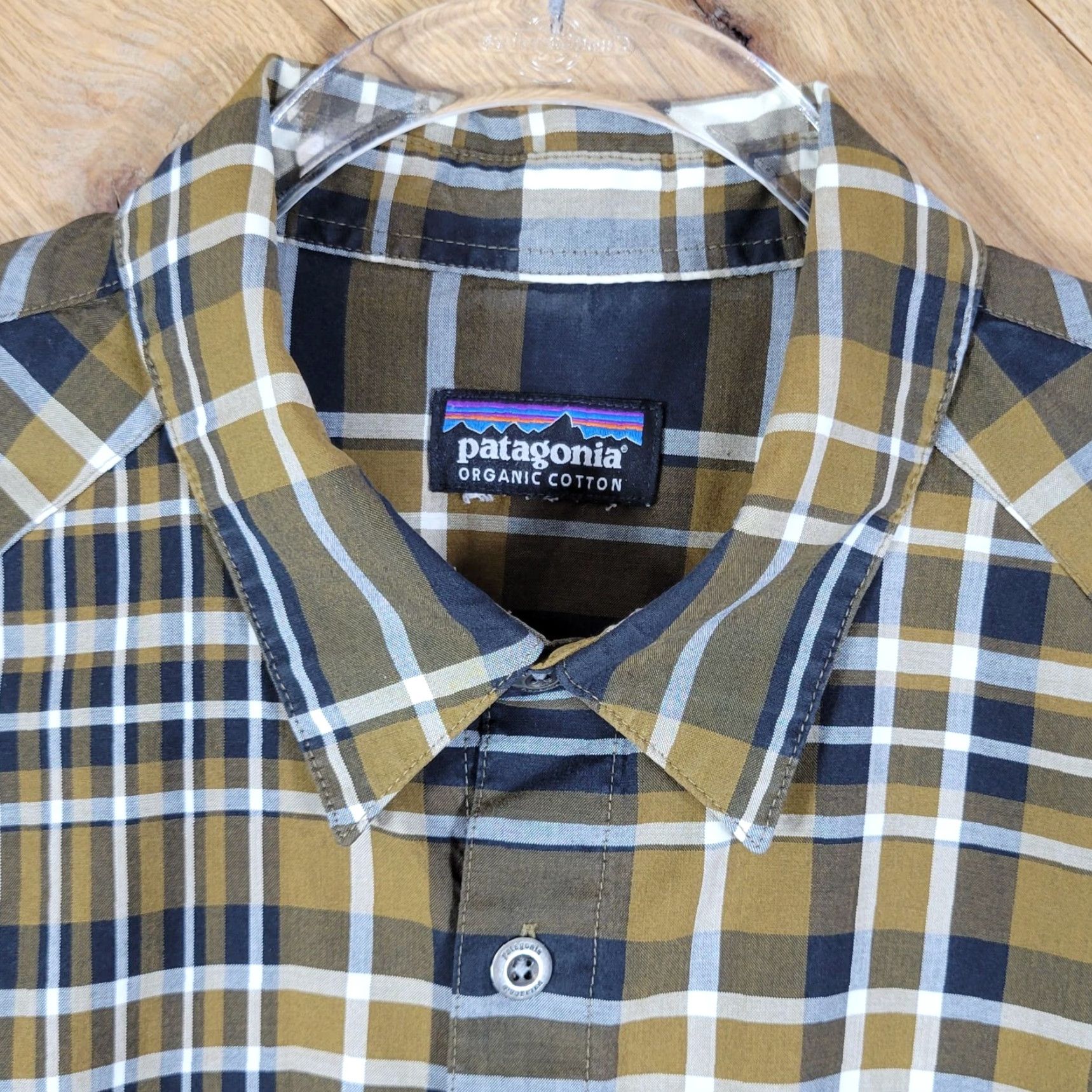 Patagonia Patagonia Shirt Mens Button-Up Plaid Short Sleeve M Black Organic Cotton Shirt Mens M Plaid Button-Up Short Sleeve Patagonia Size US M / EU 48-50 / 2 - 2 Thumbnail