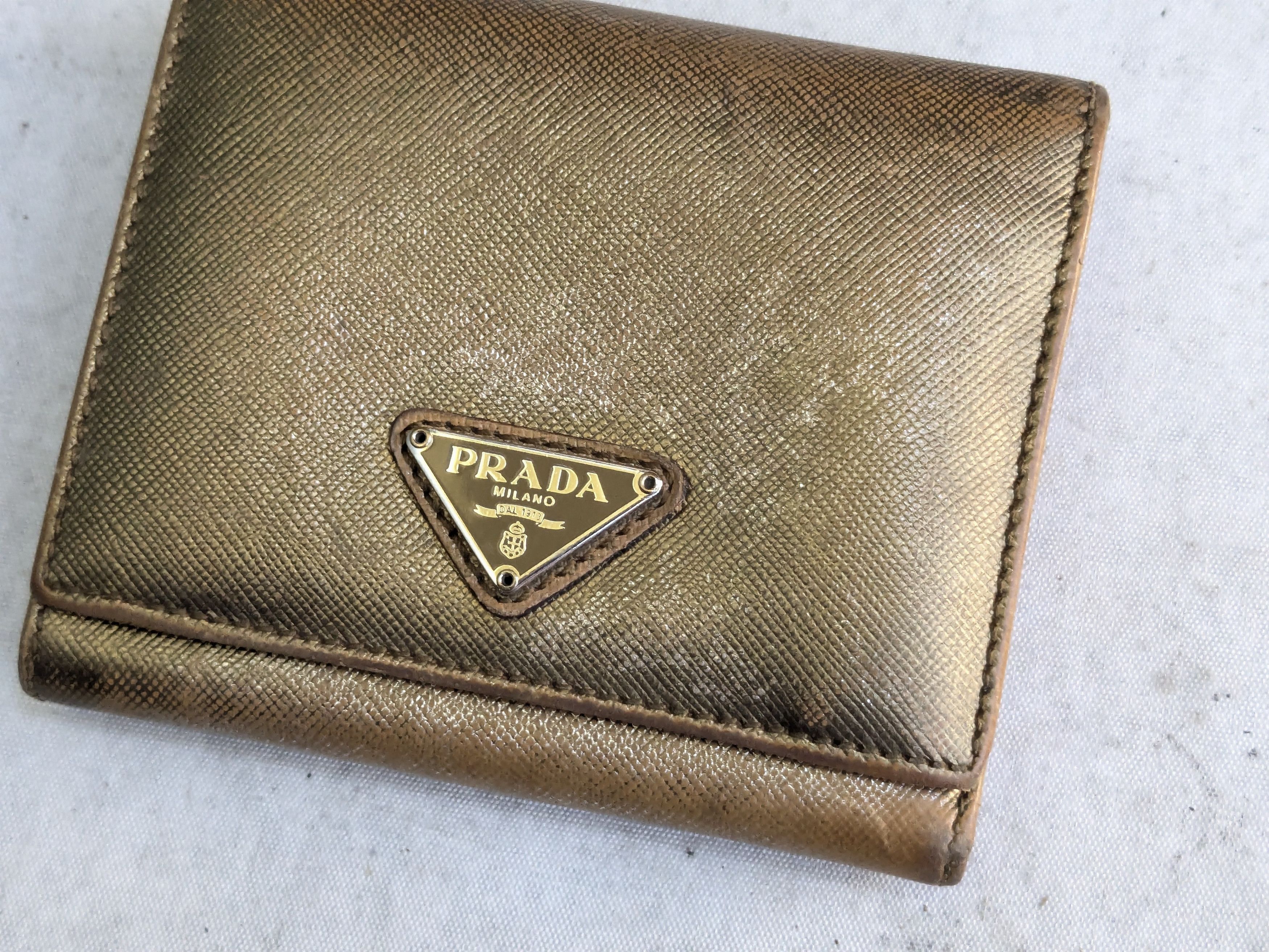 Prada Prada Wallet Gold Leather Trifold Cardholder Y2K Size ONE SIZE - 3 Thumbnail