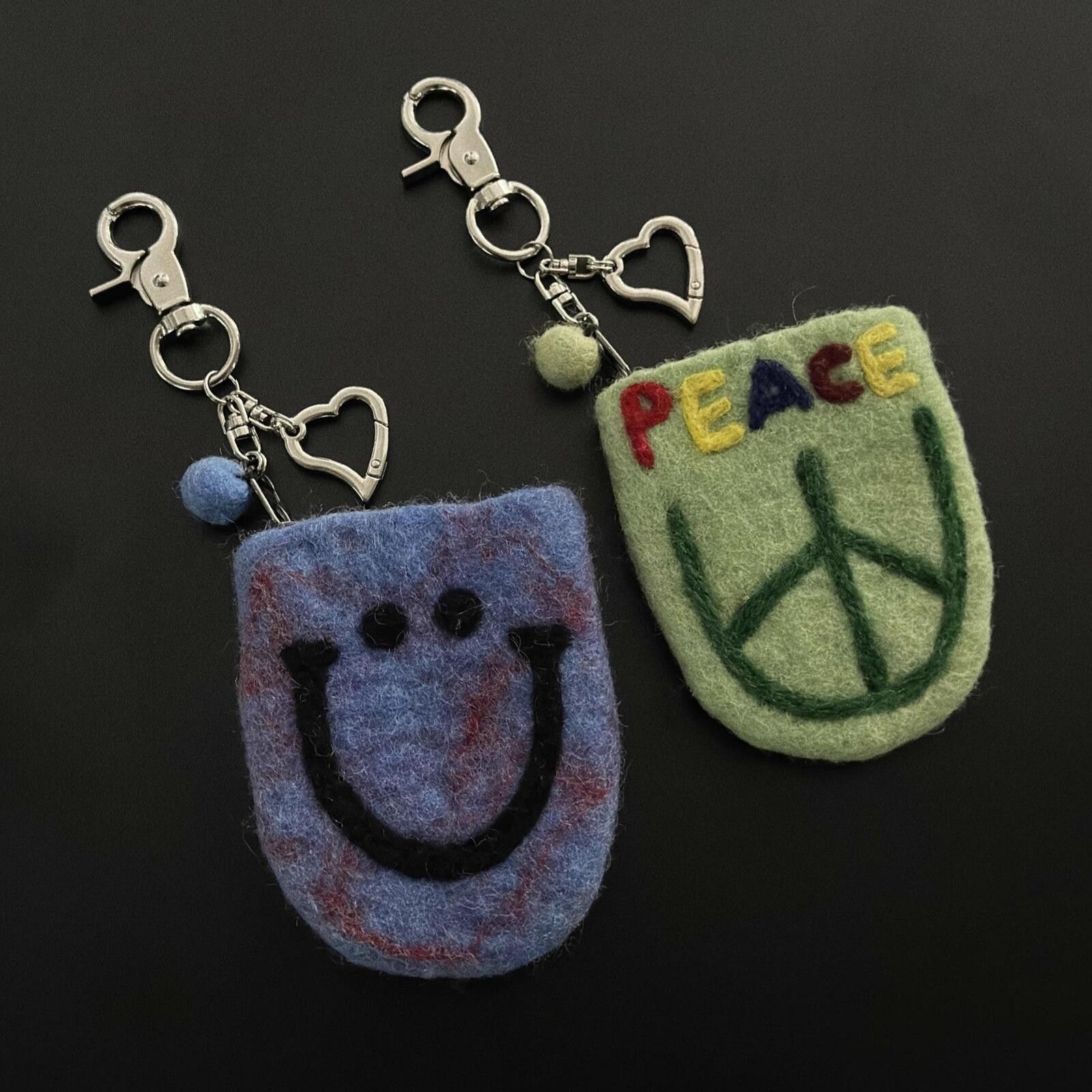 Jewelry Wool Felt Coin Pouch Keychain | Handmade Smiley Street Size ONE SIZE - 4 Thumbnail