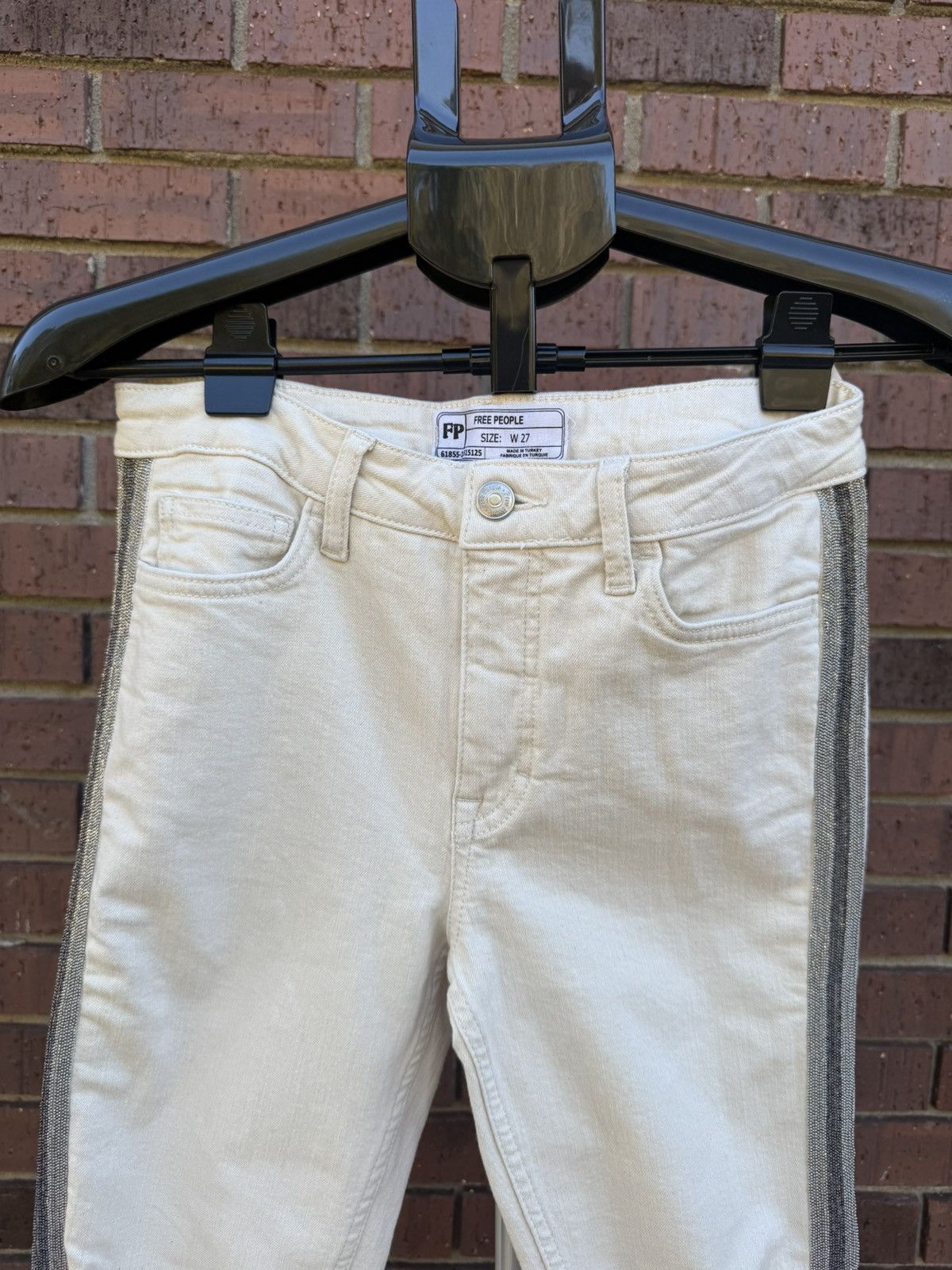 Free People Free People Side Bead Embellish Skinny Distress Ivory Jeans Size 27" / US 4 / IT 40 - 2 Thumbnail
