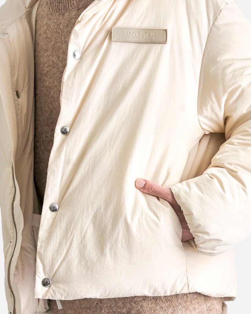 Jacquemus o1s1v1r1oon0925 La Doudoune in Off White Size US M / EU 48-50 / 2 - 5 Thumbnail