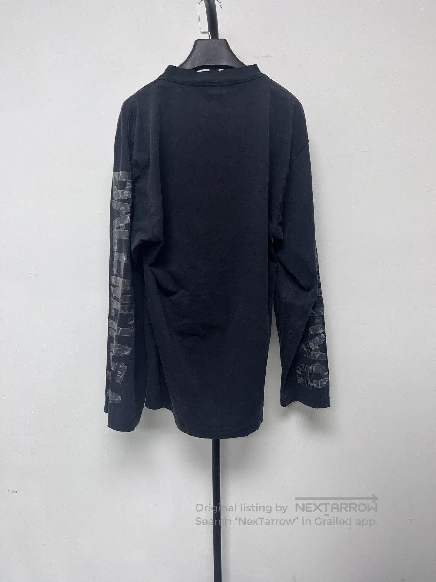 Balenciaga Balenciaga Long Sleeve Knit T. Size US S / EU 44-46 / 1 - 2 Thumbnail