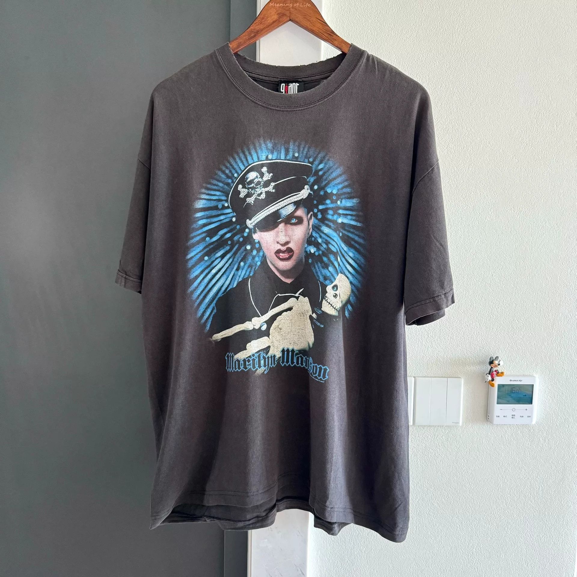 Vintage Vintage 2004 Marilyn Manson Band Tee Size US XXL / EU 58 / 5 - 1 Thumbnail