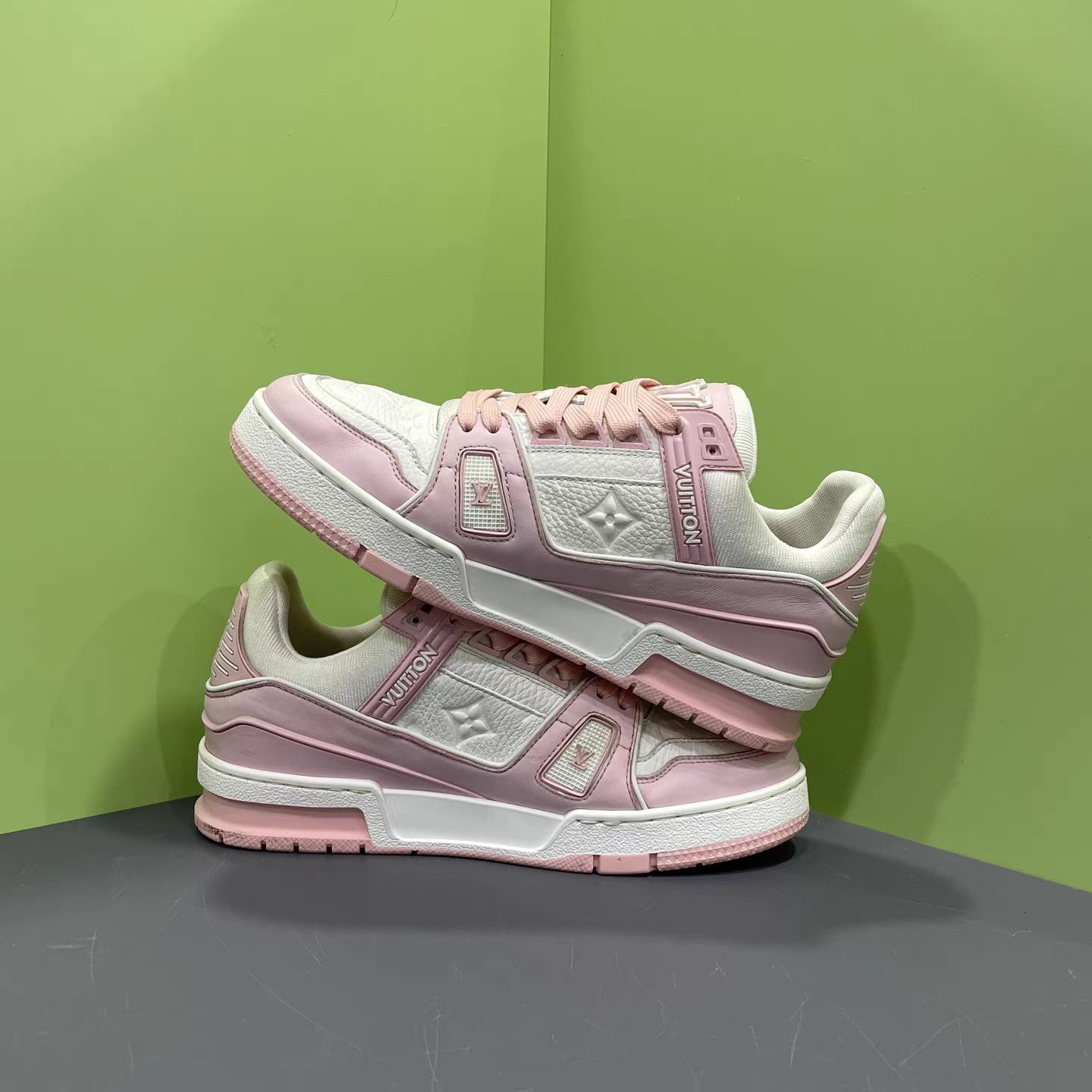 Louis Vuitton LOUIS VUITTON LV Trainer White & Rose Pink K15 Size US 8 / IT 38 - 5 Thumbnail