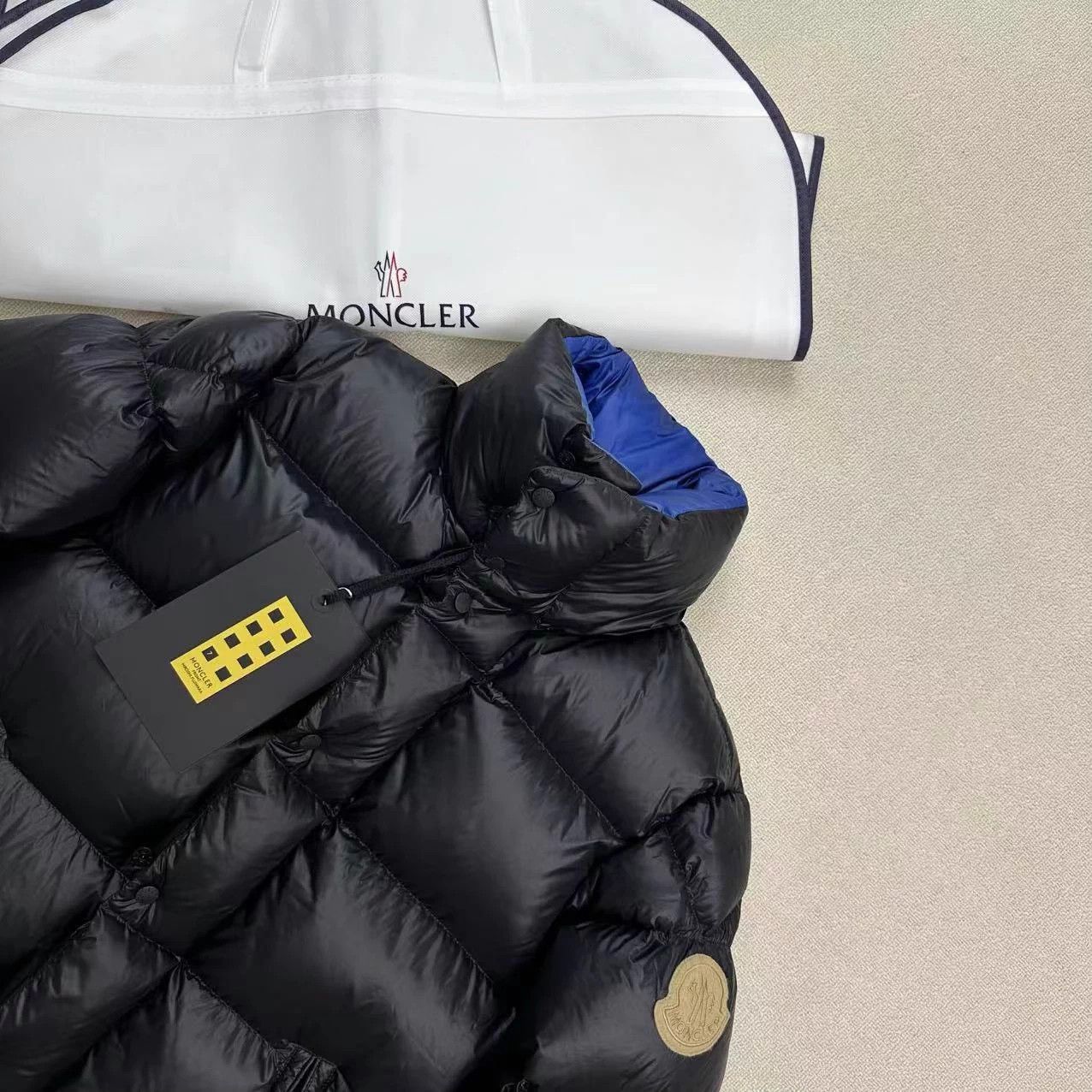 Moncler MONCLER New Big Logo Stand Collar Puffer Jacket Size 3 Size US L / EU 52-54 / 3 - 3 Thumbnail