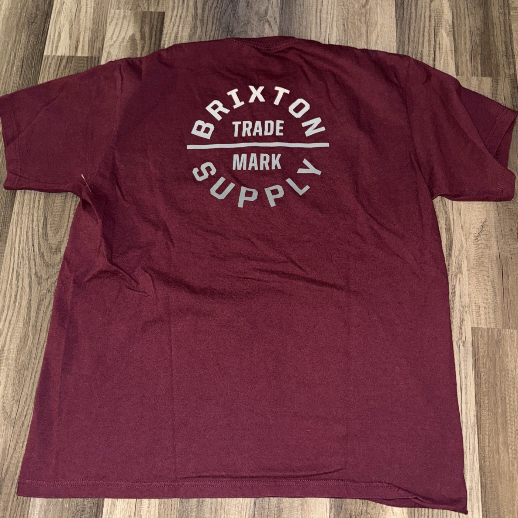Brixton VINTAGE Brixton Supply Co Logo T-Shirt Men L Red Maroon Burgundy 21.5x27 Basics Size US L / EU 52-54 / 3 - 6 Thumbnail