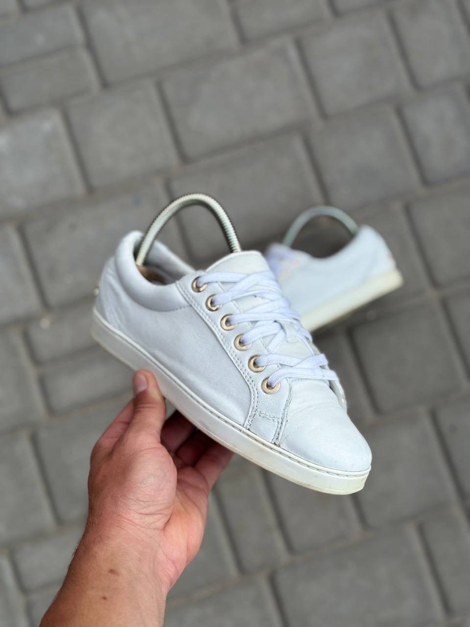 Jimmy Choo Vintage Sneakers Jimmy Choo White Leather Size US 8 / IT 38 - 2 Thumbnail