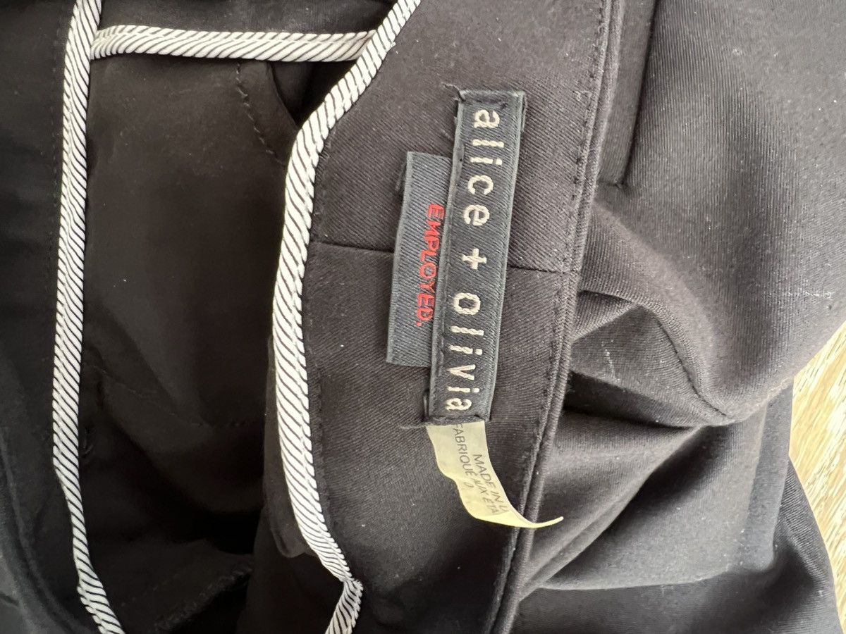 Alice + Olivia Alice + olivia employed trousers Size 28" / US 6 / IT 42 - 3 Thumbnail