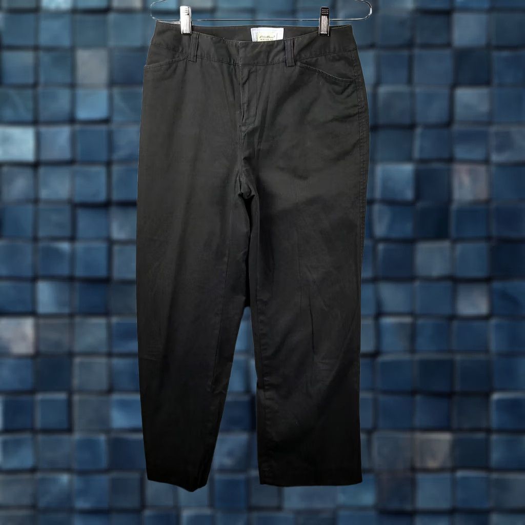 Eddie Bauer Eddie Bauer Pants Women 4 Mercer Fit Black Cropped Career Ankle 28X27 Jeans, Straight, Belt Loops, 98% Cotton 2% Elastane, Machine Washable Size 27" / US 4 / IT 40 - 1 Thumbnail