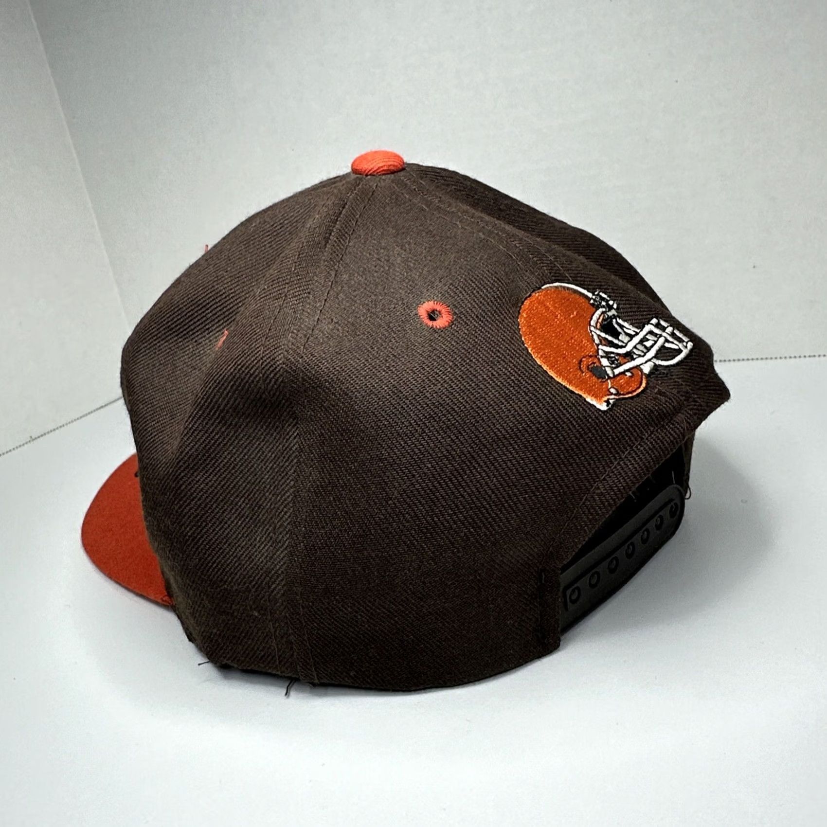 NFL VINTAGE Drew Pearson Cleveland Browns TAZ Hat Snapback Looney Tunes NFL 90s RARE Hat Mens Size ONE SIZE - 3 Thumbnail