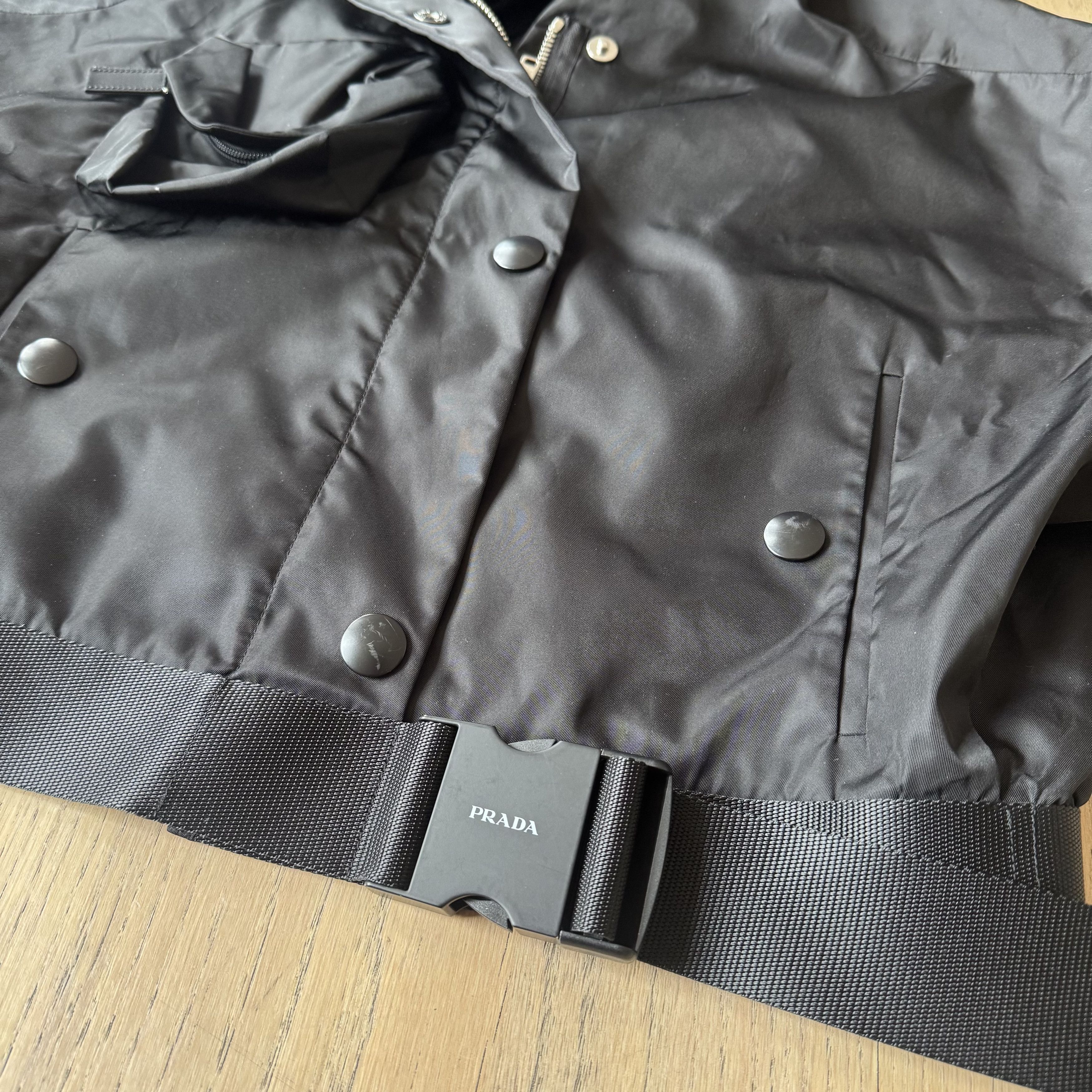 Prada Prada - Re-Nylon Gabardine Blouson Jacket - Black Size S / US 4 / IT 40 - 2 Thumbnail