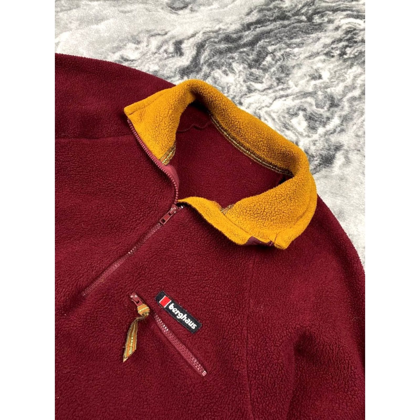 Berghaus VINTAGE Berghaus Fleece Jacket 90s Activity Polartec Full Zip Red Men Size M Size US M / EU 48-50 / 2 - 3 Thumbnail