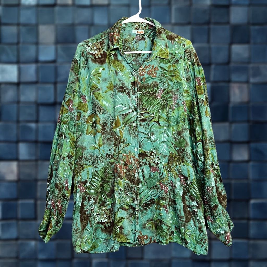 Vintage Tianello Women’s Green Tie-dyed Button Up Shirt Floral Tropical Print Size S Size S / US 4 / IT 40 - 1 Thumbnail