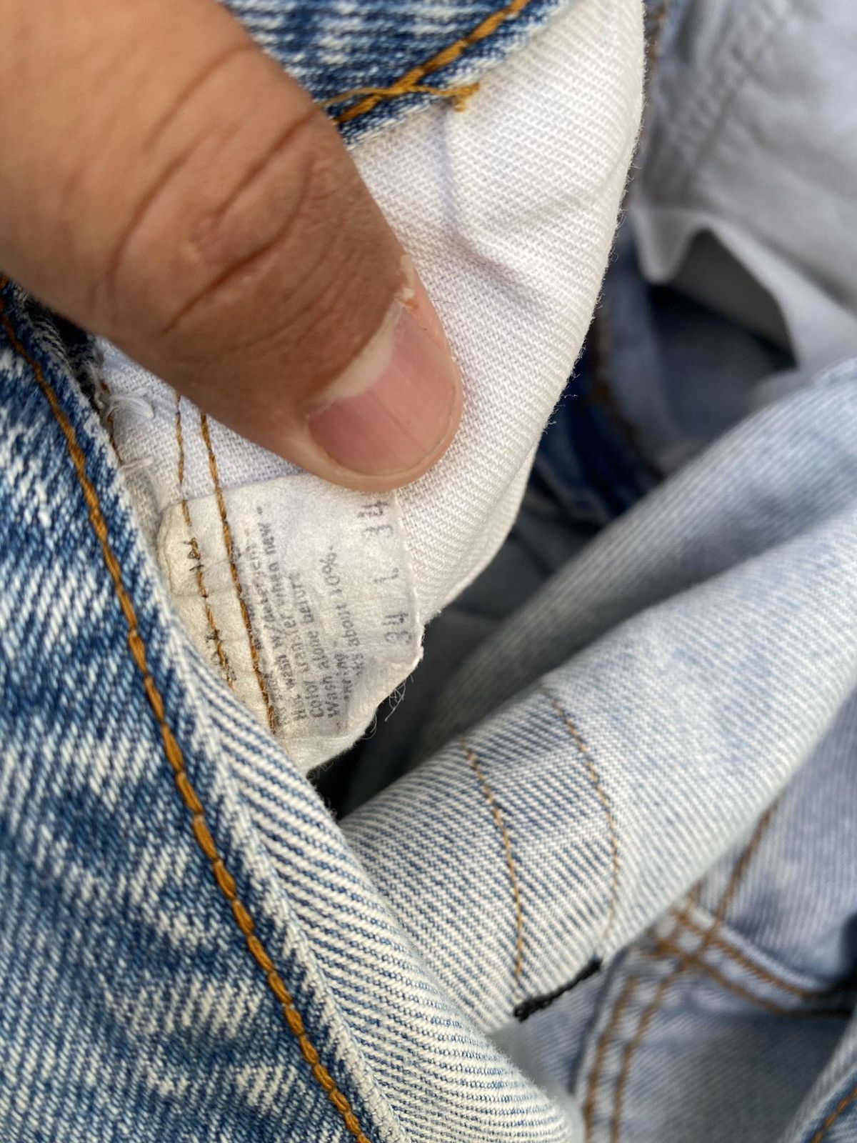 Levi's × Levi's Vintage Clothing × Vintage size 32x30 vintage levi's 501 redline 80s distressed Size US 32 / EU 48 - 11 Thumbnail