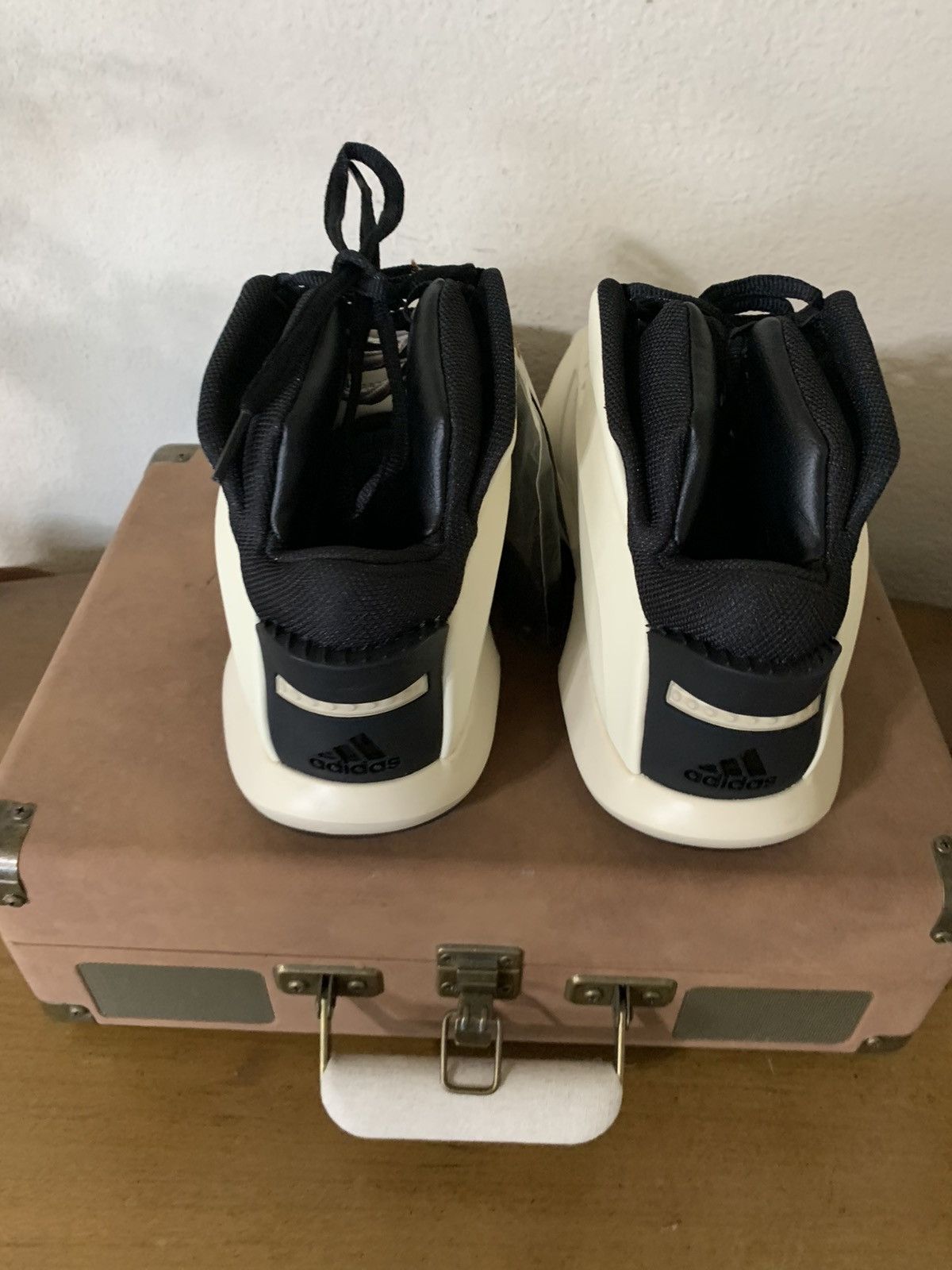 Adidas × Nike Crazy 1 Kobe basketball sneakers nwt Size US 10.5 / EU 43-44 - 5 Thumbnail