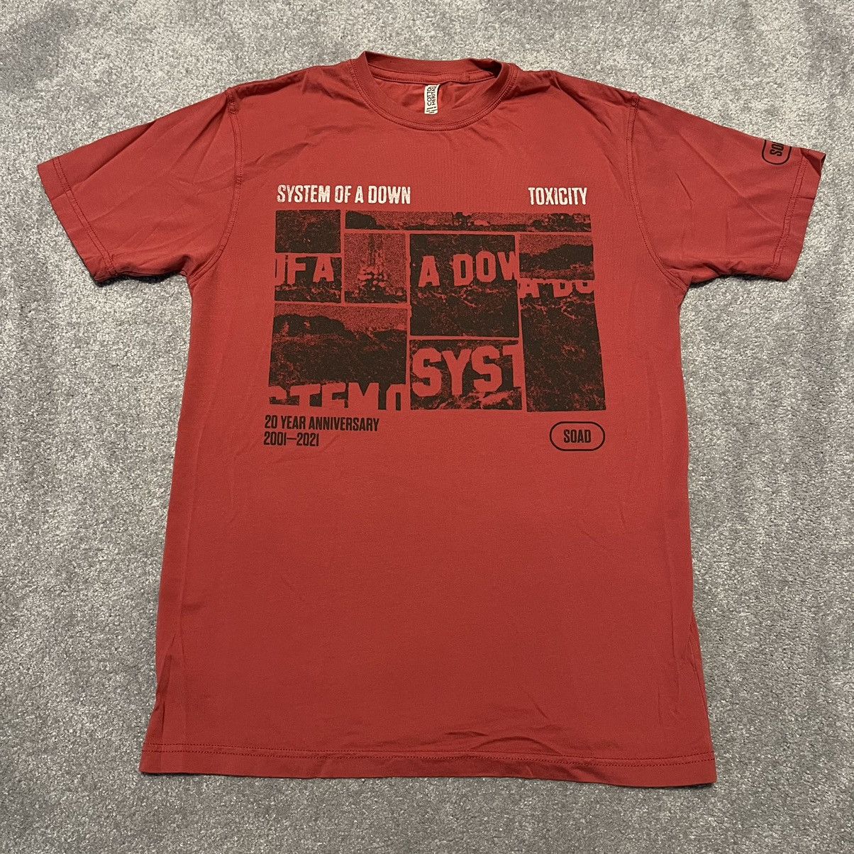 Band Tees Vintage System of a Down Toxicity Anniversary Band Album Tee Size US M / EU 48-50 / 2 - 1 Thumbnail