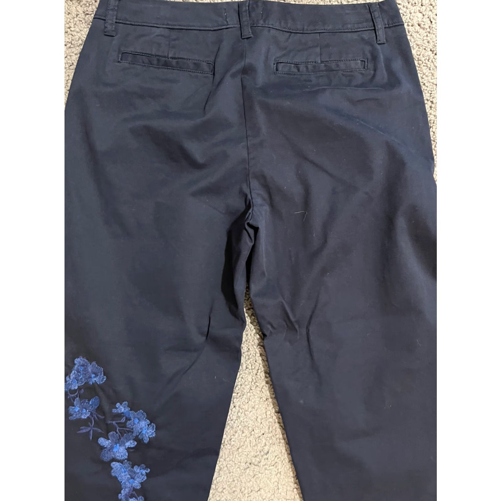 Liz Claiborne Liz Claiborne Chino Pants Women 6 Navy Blue Embroidered Floral Cotton Casual Slim Tapered Womens Size 28" / US 6 / IT 42 - 6 Thumbnail