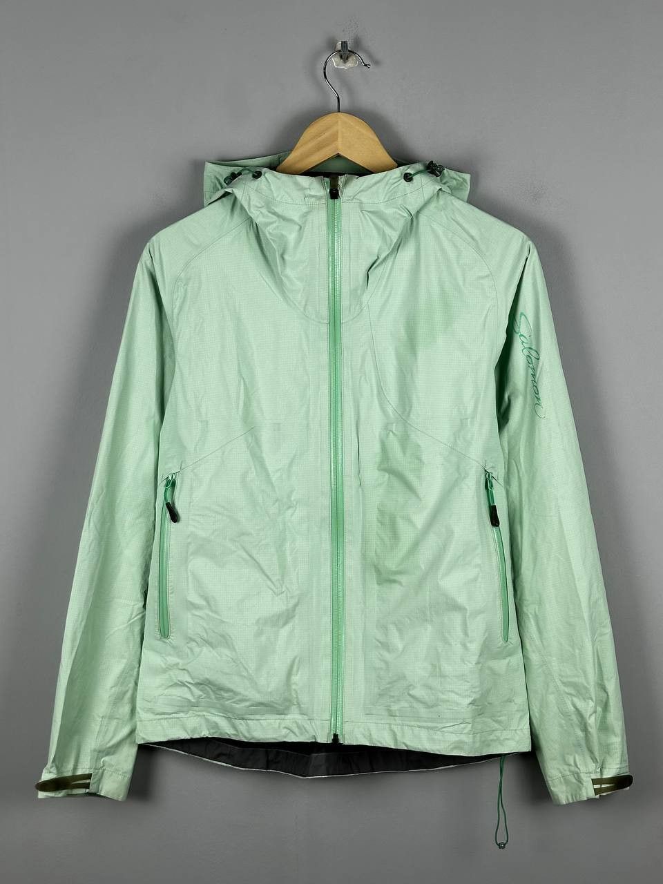 Salomon Salomon GoreTex Ski Hiking Mint Gorpcore Jacket Size M / US 6-8 / IT 42-44 - 1 Thumbnail