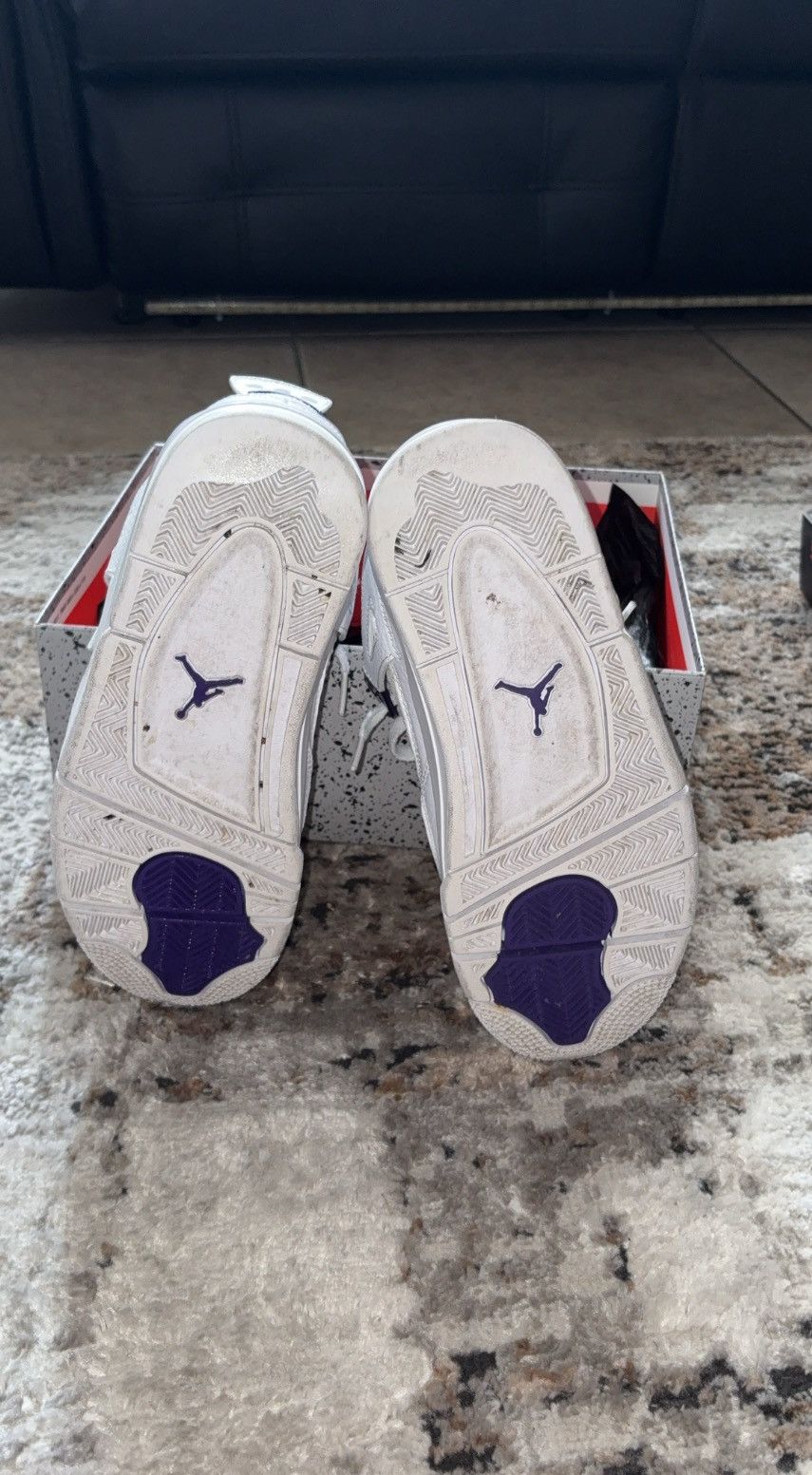 Jordan Brand AIR JORDAN METALLIC 4 RETRO (GS) Size US 5.5 / EU 38 - 5 Thumbnail