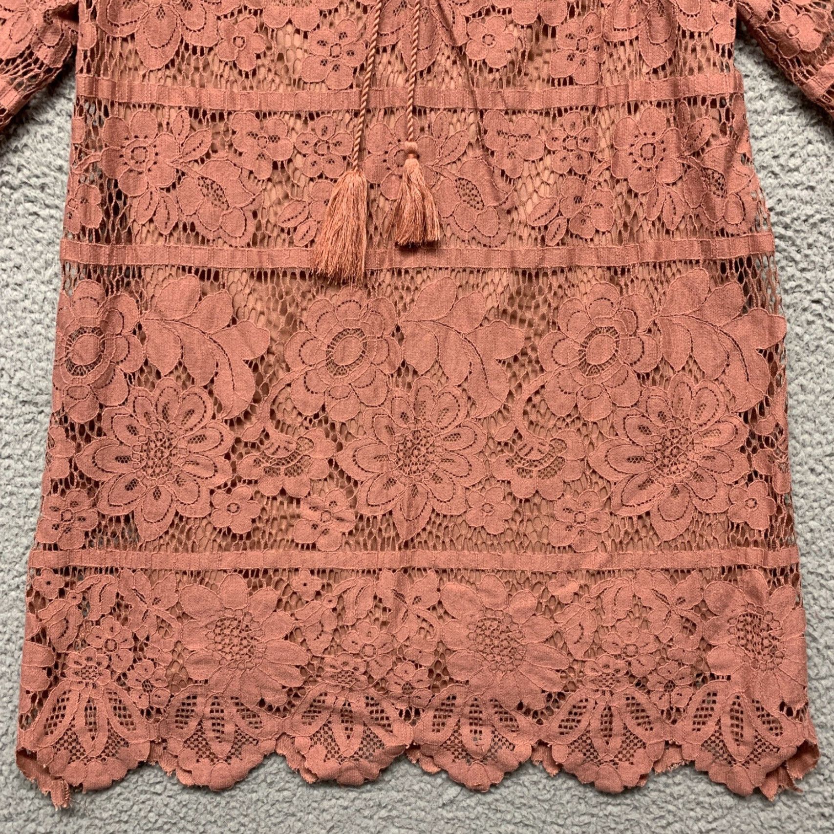 Vintage Xhilaration Dress Women’s XS Lacy Knee Length Dusty Rose Lined Off Shoulders Size XS / US 0-2 / IT 36-38 - 3 Thumbnail