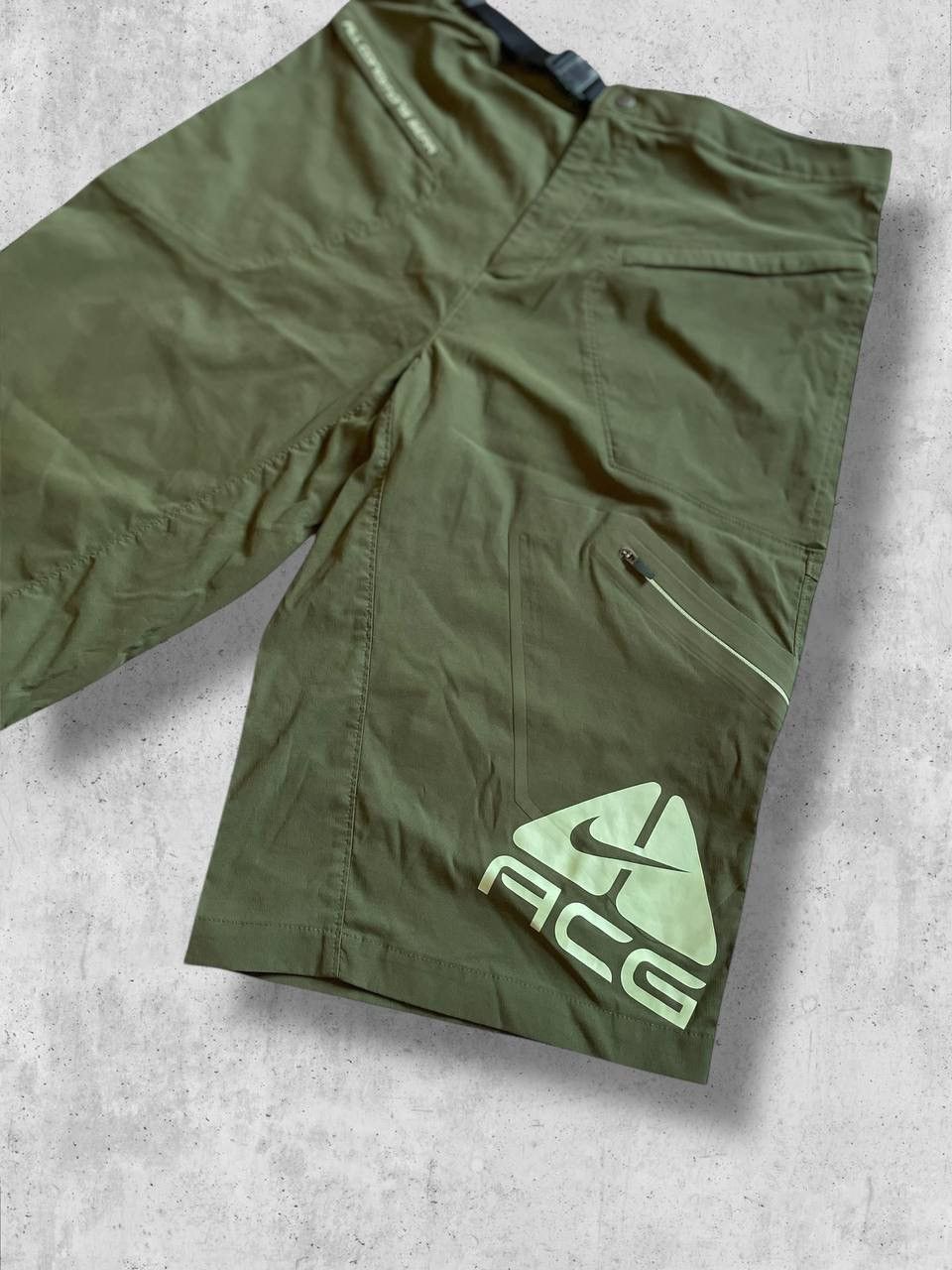 Nike Nike ACG Military Bermuda Long Shorts Big Logo Nylon baggy Size US 34 / EU 50 - 4 Thumbnail
