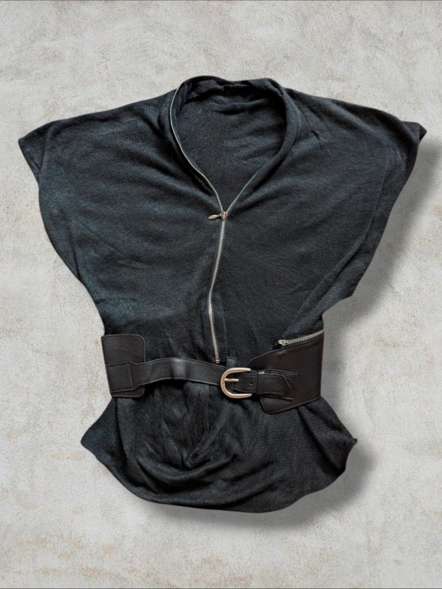 Japanese Brand Kei Kagami Structured Top with Detachable Belt Size S / US 4 / IT 40 - 1 Thumbnail