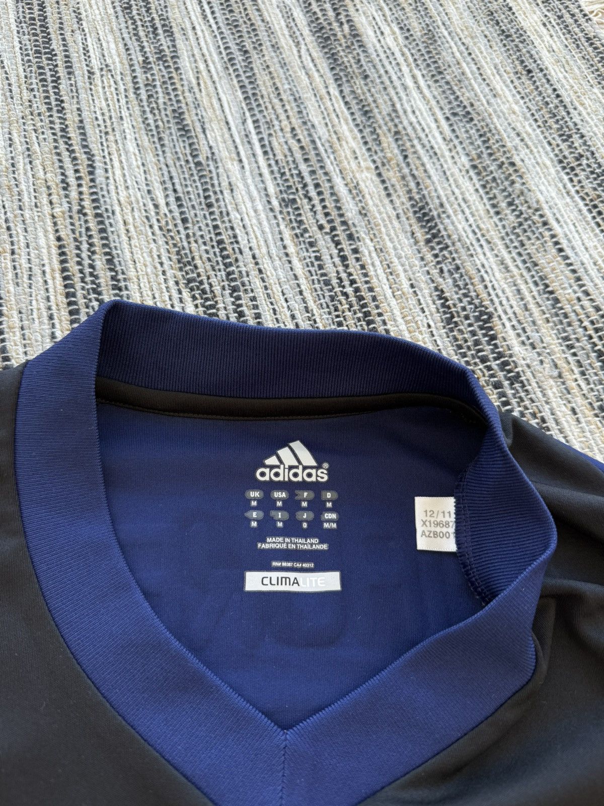 Adidas HAMBURG SV ADIDAS LONG SLEEVE SOOCER JERSEY #7 HAUKE Size US M / EU 48-50 / 2 - 6 Thumbnail