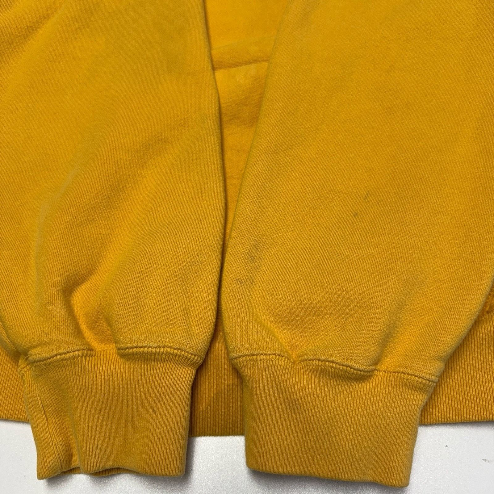 Gap Vintage Gap Hoodie Sweatshirt Mens Large Yellow Blank Skate Size US L / EU 52-54 / 3 - 7 Thumbnail