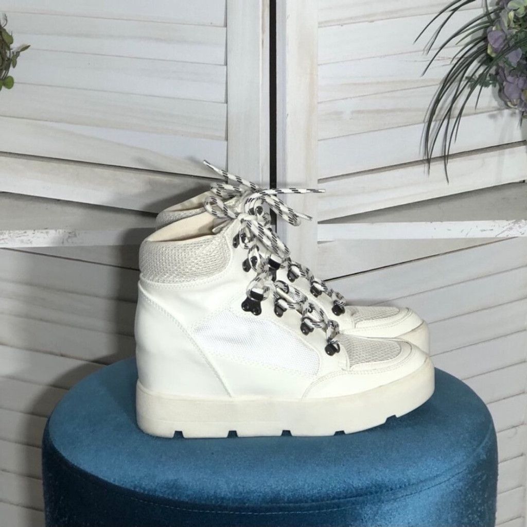Madden NYC Madden Girl Boots Leather Ankle Lace-up Closure Cream W 7.5 Size US 7.5 / IT 37.5 - 9 Thumbnail