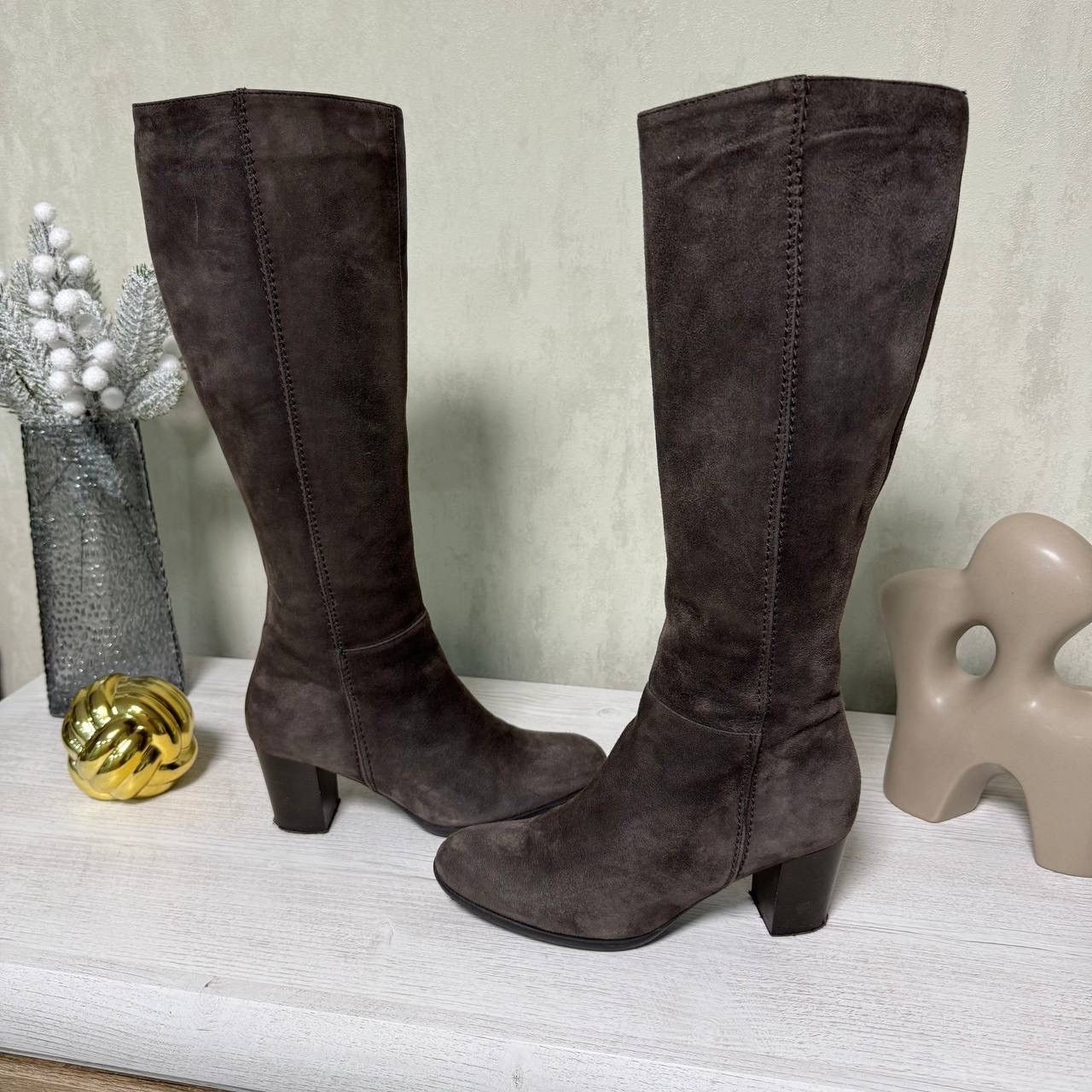 20471120 Lamica brown suede boots, size 36, 6 cm heel Size US 6 / IT 36 - 6 Thumbnail