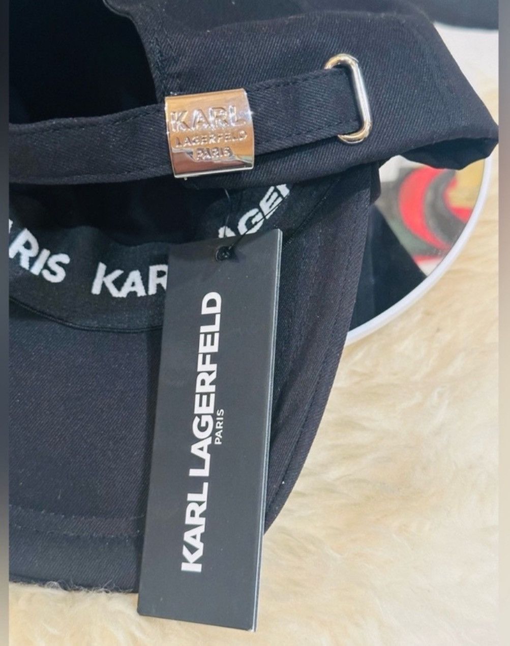 Karl Lagerfeld KARL LAGERFELD Paris Black Logo Cate Pin Charms Baseball Cap Size ONE SIZE - 7 Thumbnail