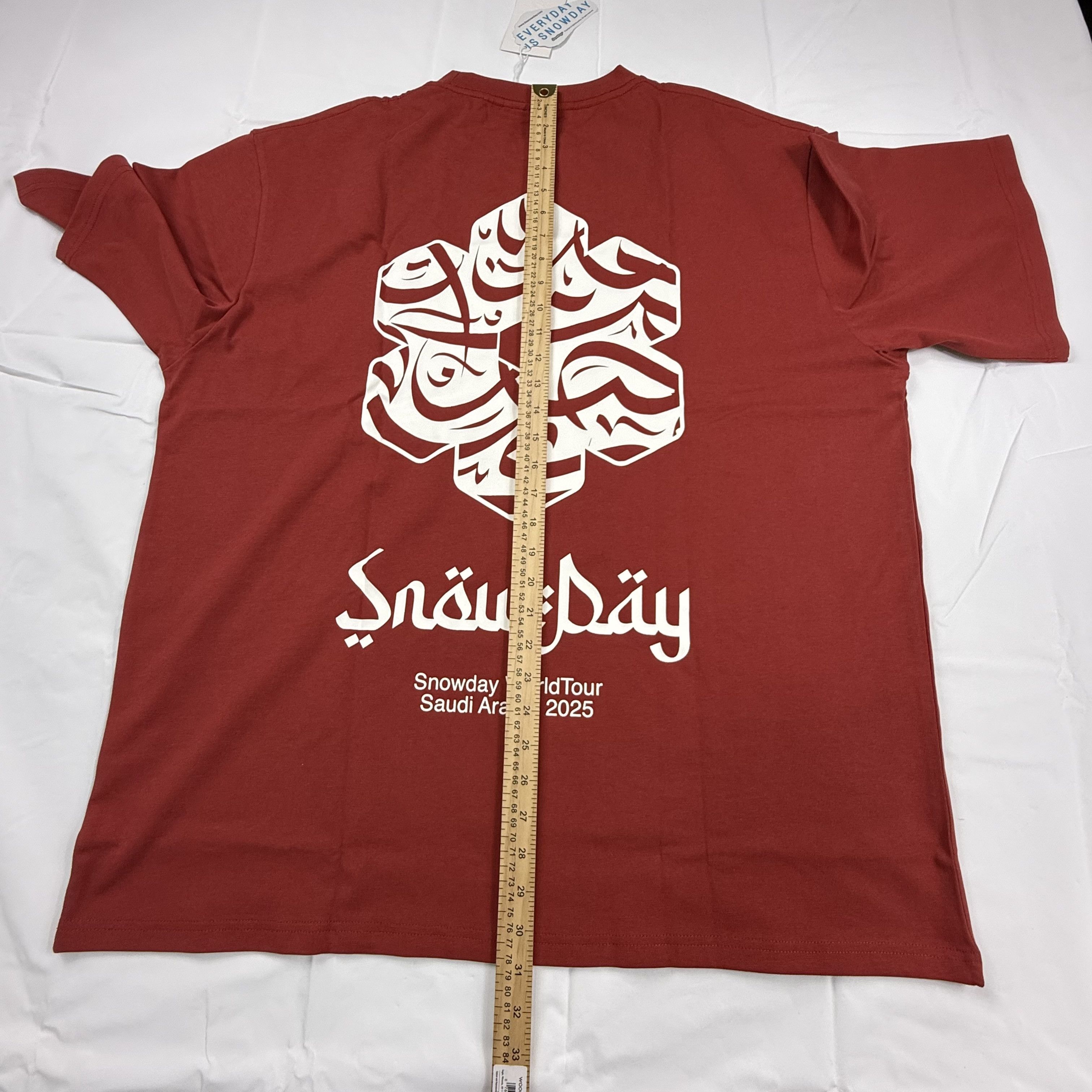 Snowday Snowday World Tour Saudi Arabia 2025 Graphic T-Shirt Size US XL / EU 56 / 4 - 10 Thumbnail