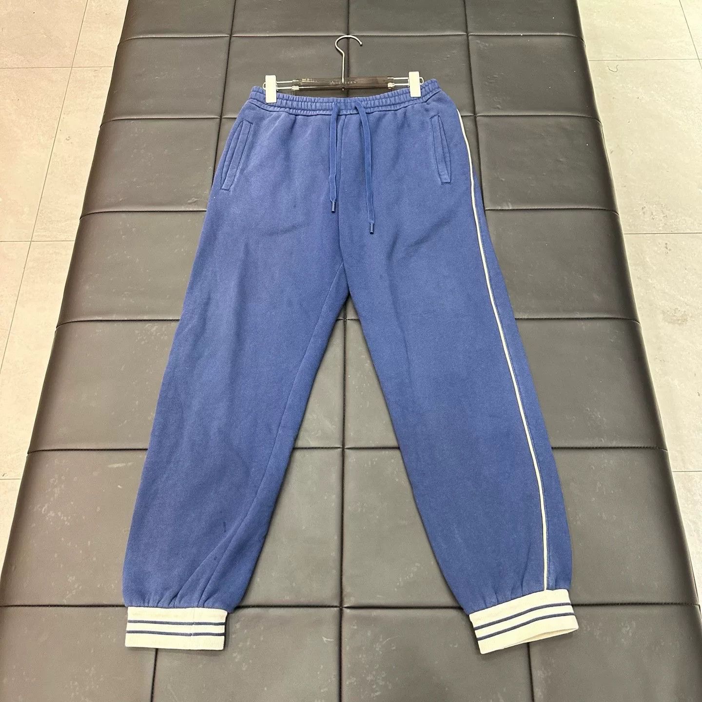 Gucci Gucci Blue Sweatpants S Men Size US 30 / EU 46 - 1 Thumbnail