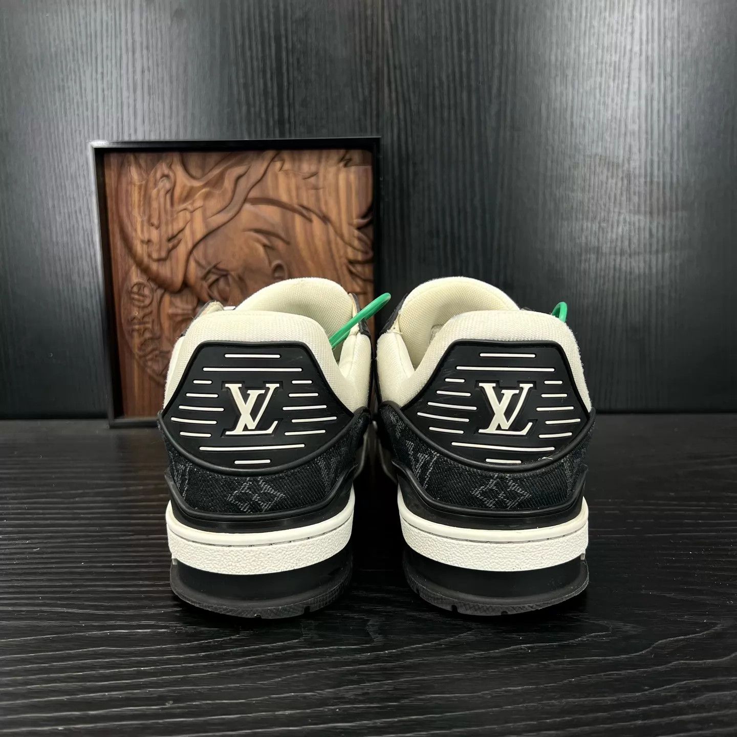 Louis Vuitton LV Trainer Black & White Denim 7.5/41.5 Size US 8.5 / EU 41-42 - 4 Thumbnail