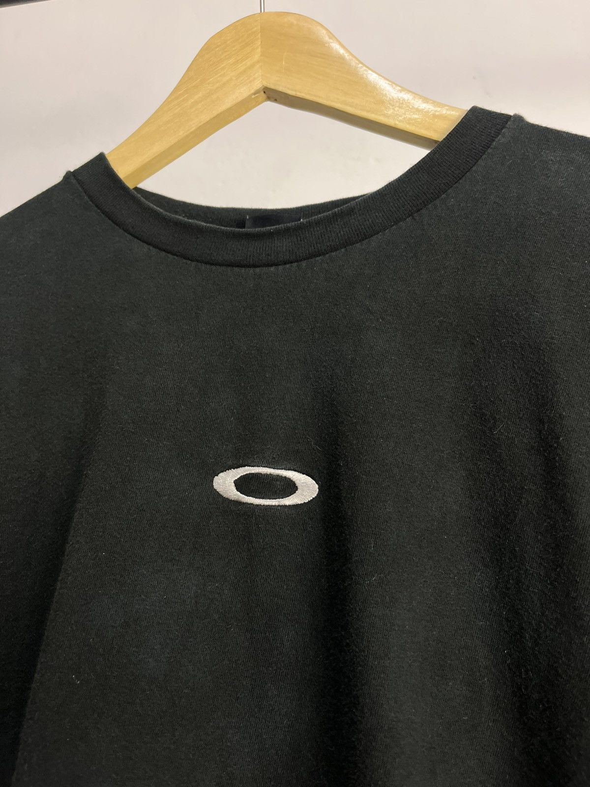 Oakley Vintage Oakley Software Center Logo T-Shirt Size US XL / EU 56 / 4 - 5 Thumbnail