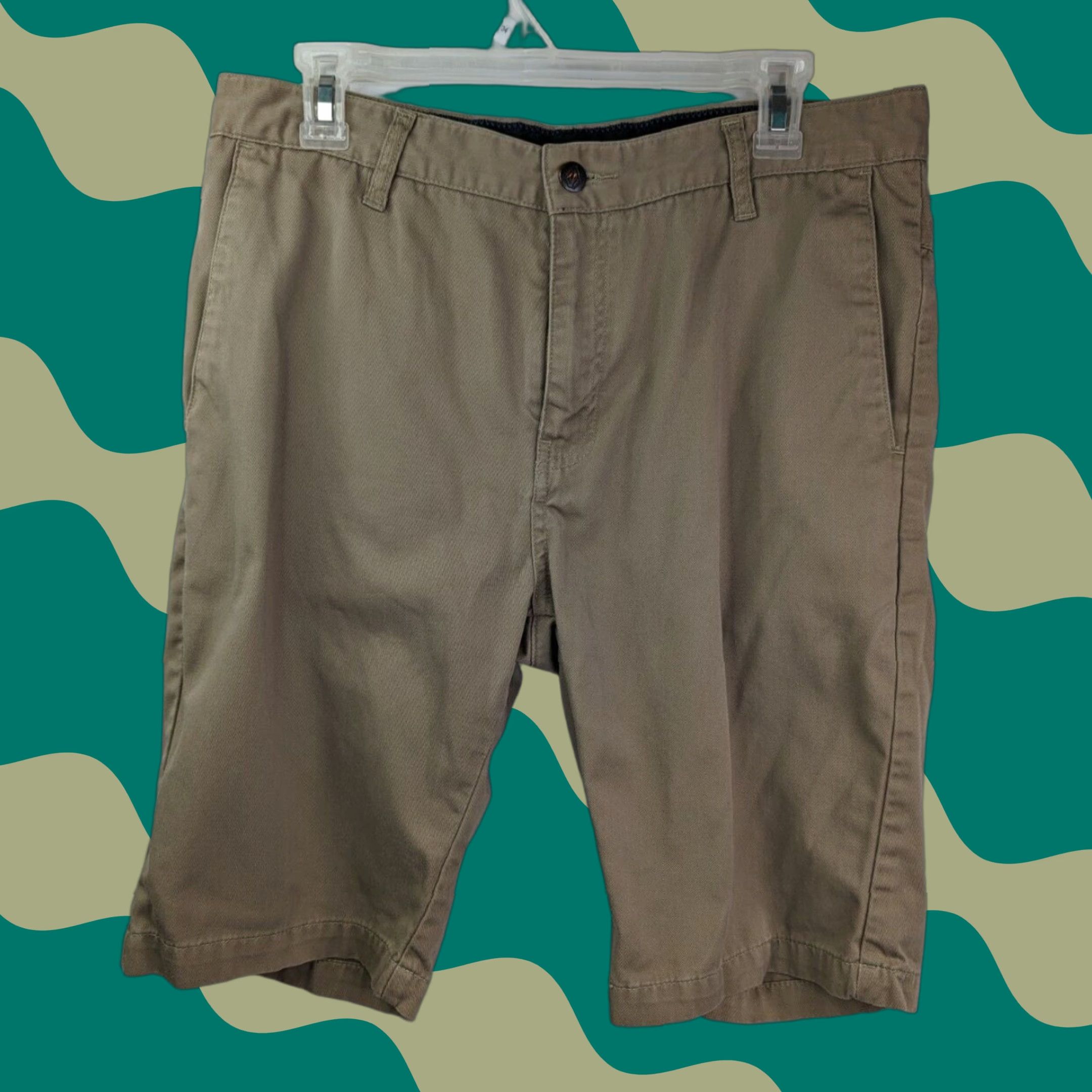 Volcom Volcom Khaki Chino Shorts Mens 34 Waist 10 Inseam Flat Front Cotton Blend Logo Zipper Pockets Casual Shirt? Size US 34 / EU 50 - 1 Thumbnail