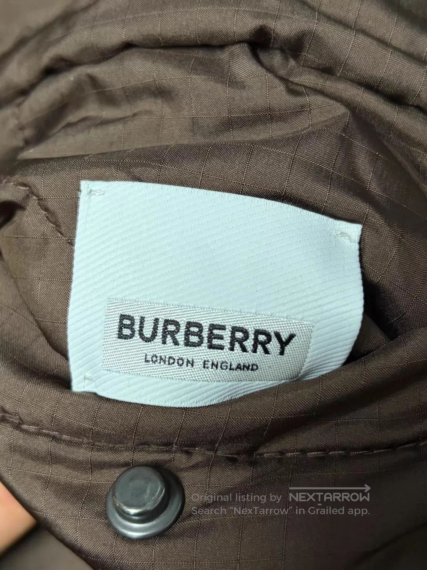 Burberry Brown Quilted Jacket with Button Front - Size L. Size US L / EU 52-54 / 3 - 6 Thumbnail