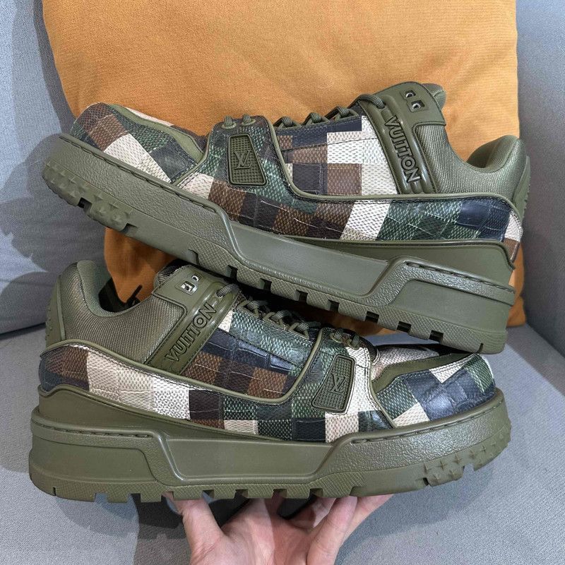 Louis Vuitton Louis Vuitton Trainer Maxi Green Low-Top Sneakers -2508 Size US 9.5 / EU 42-43 - 8 Thumbnail
