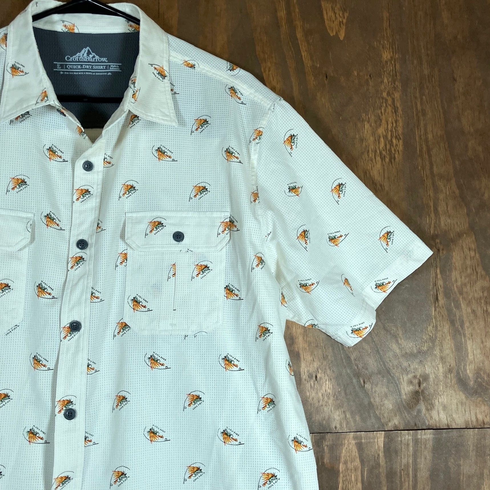 Croft & Barrow Croft & Barrow Mens Shirt Cream "Gon Fishin" Quick Dry Button Up Gorpcore Large Short Sleeve Mens Shirt Size US L / EU 52-54 / 3 - 5 Thumbnail