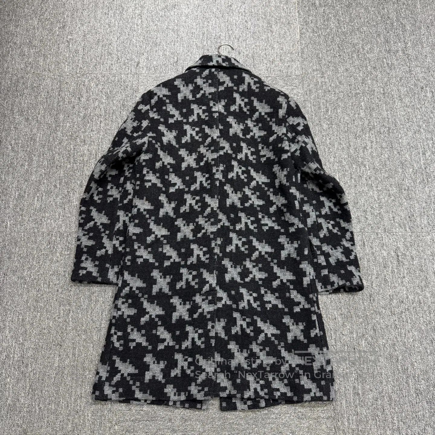 Neil Barrett Gray Patterned Long Coat Size S. Size US S / EU 44-46 / 1 - 6 Thumbnail