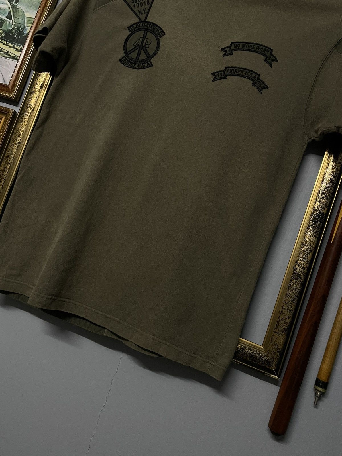 Avirex × Designer × Vintage Vintage 1990s Designer Avirex No More War Army Green Tshirt Size US M / EU 48-50 / 2 - 4 Thumbnail