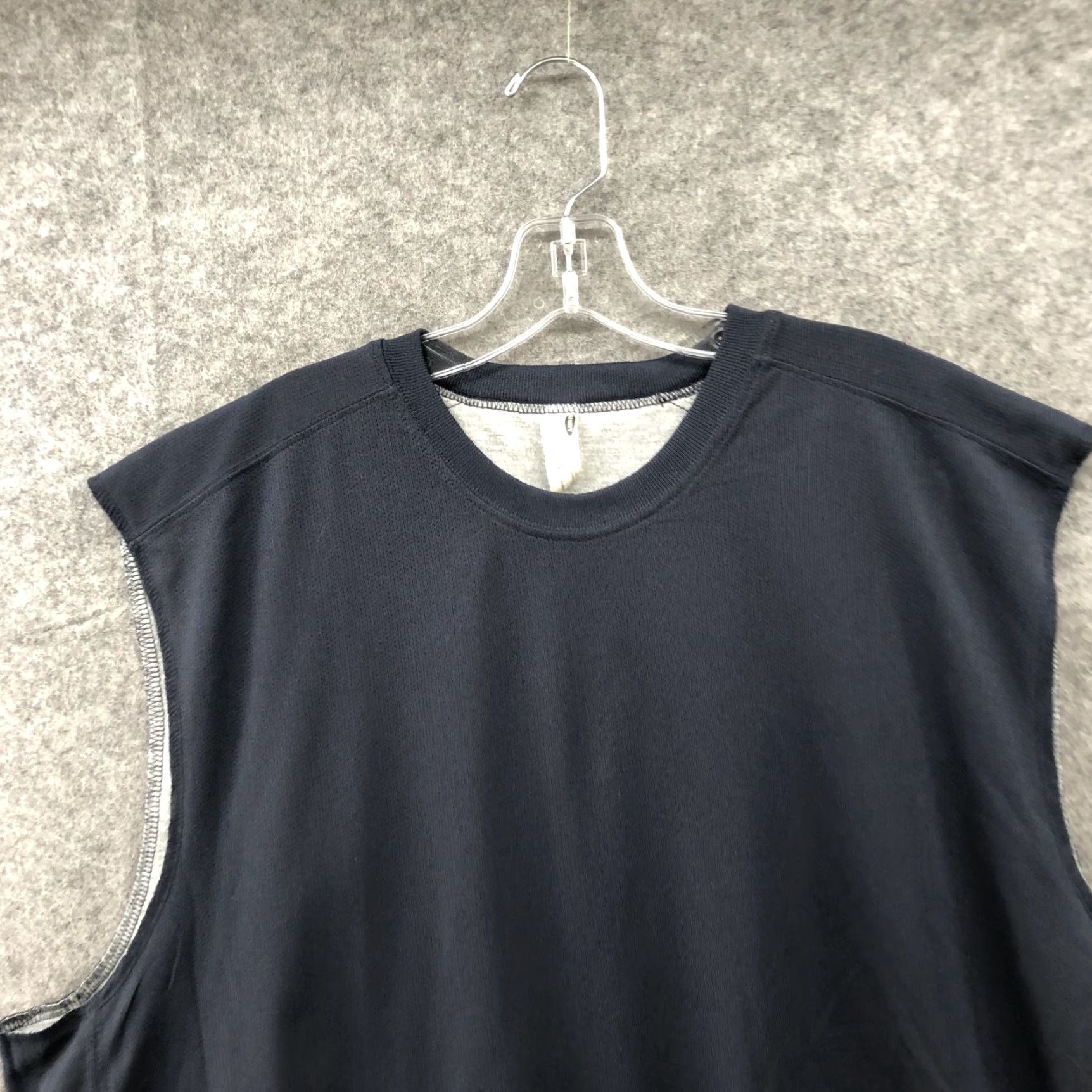 Old Navy VINTAGE Old Navy Active Tank Top Mens XXL Navy Blue Sleeveless Fleece Lined Size US XXL / EU 58 / 5 - 3 Thumbnail
