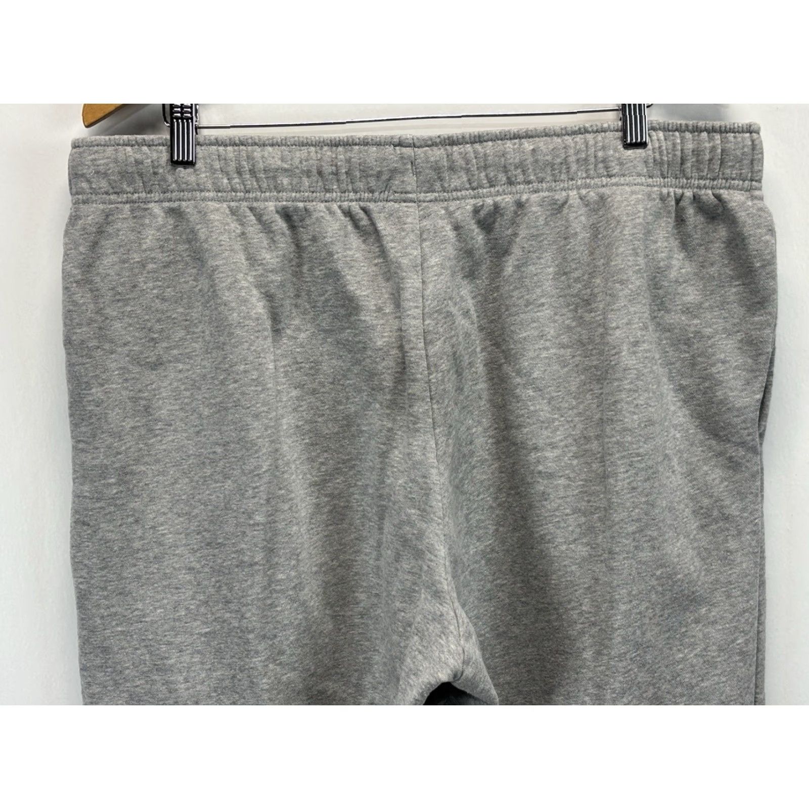 Nike Nike Club Fleece Joggers Pants Women’s 2XL Grey Athleisure DQ5191 Size 40" / US 18 - 5 Thumbnail