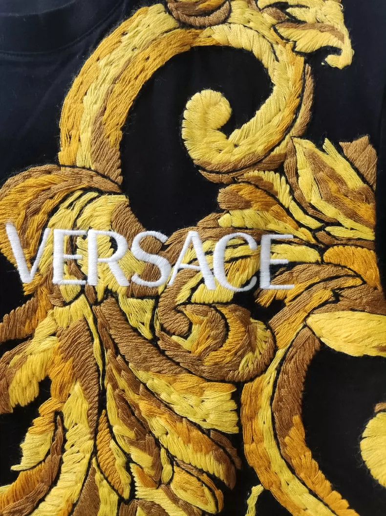 Versace Versace Short-sleeved T-shirt Size US S / EU 44-46 / 1 - 3 Thumbnail