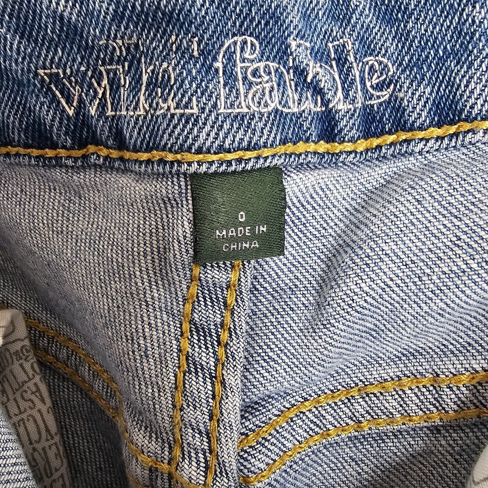 Other Wild Fable Med Wash Distress Knee Slim-Fit Button Jeans 0 Size 25" / US 0 / IT 36 - 4 Thumbnail