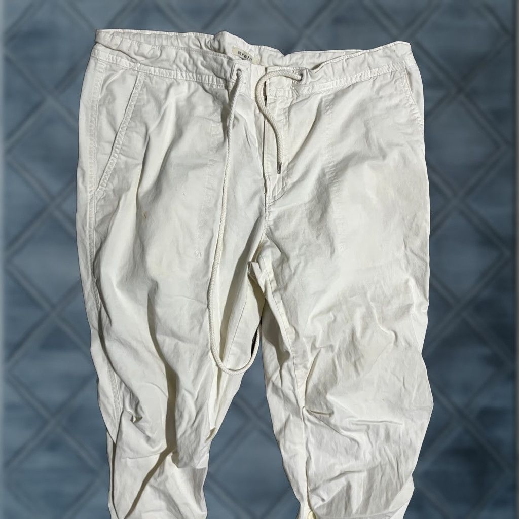 Gap Gap Pants Women’s Beige Chino Straight Size M Ivory 32 in Inseam Drawstring Pockets Convertible Mid Rise Regular Size 32" / US 10 / IT 46 - 1 Thumbnail