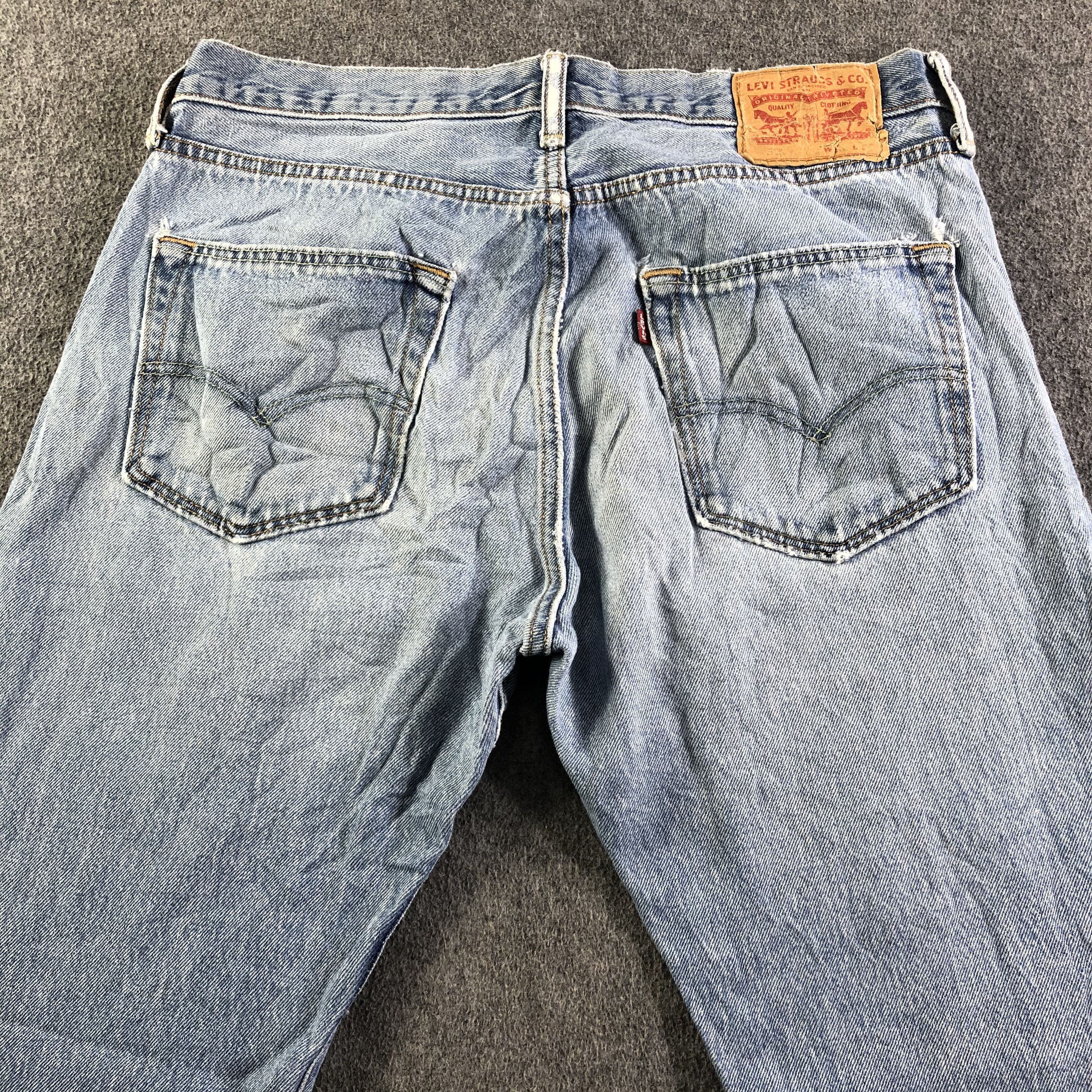Levi's Vintage Blue Wash Levis 501 Jeans-J4312 Size US 33 - 4 Thumbnail