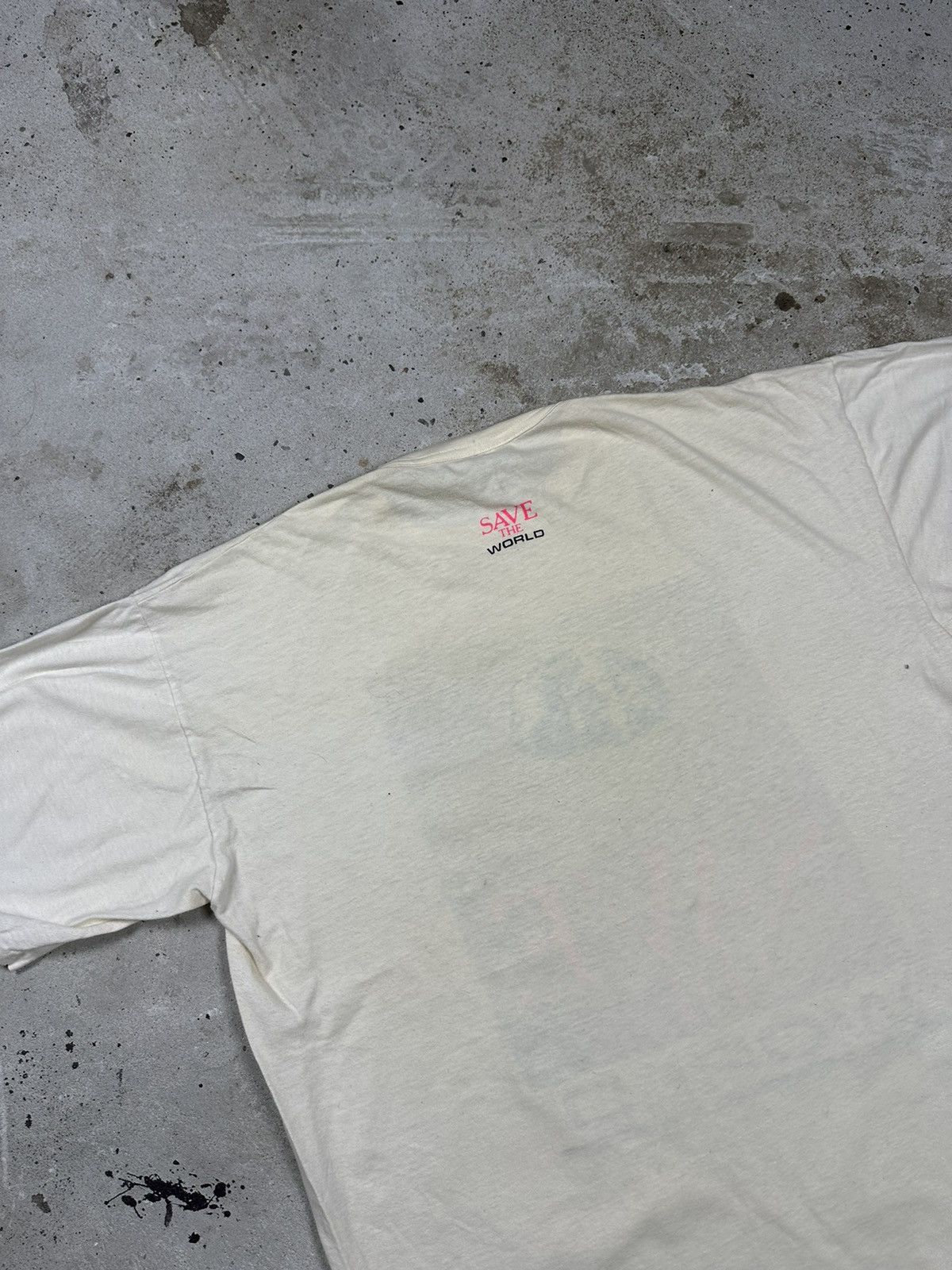 Vintage Vintage 90s Save The World Trashed Single Stitch Tee Size US XL / EU 56 / 4 - 13 Thumbnail