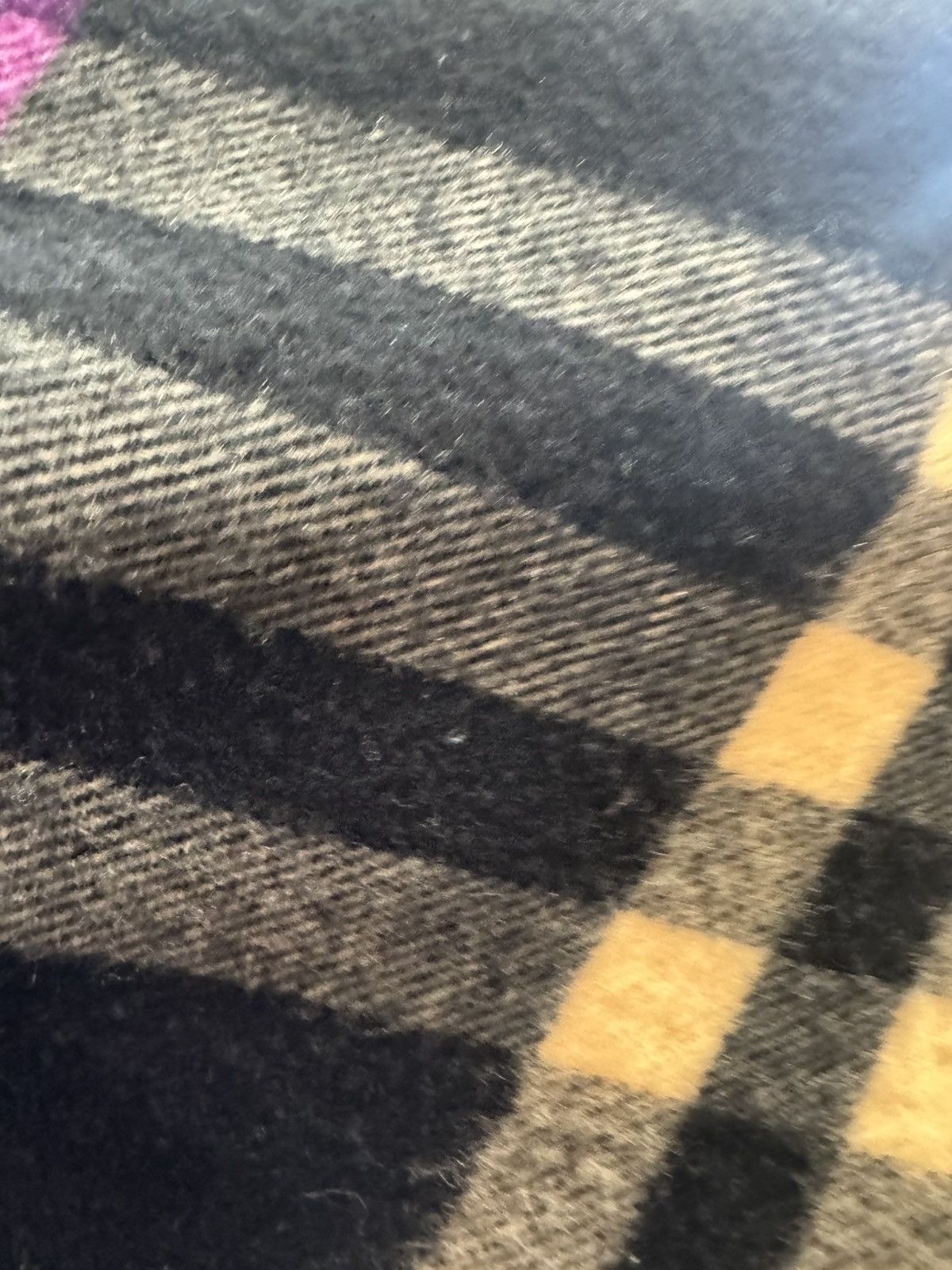 Burberry Burberry Wool Cashmere Poncho Shawl Plaid Distressed Size ONE SIZE - 7 Thumbnail